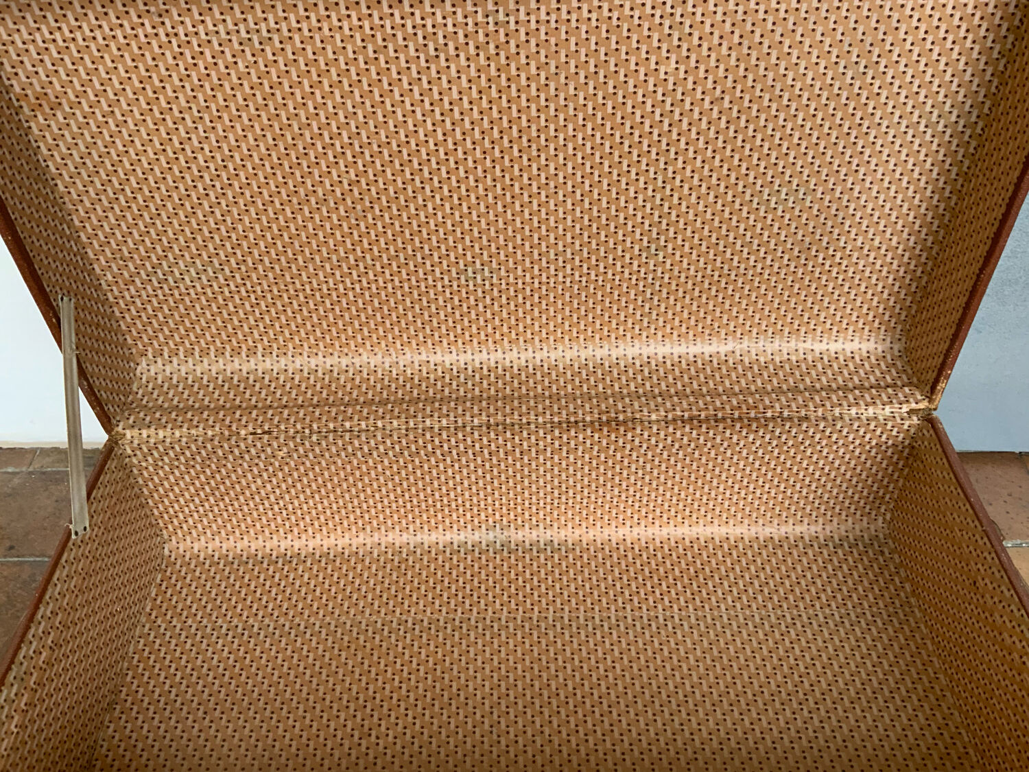 Travel trunk
