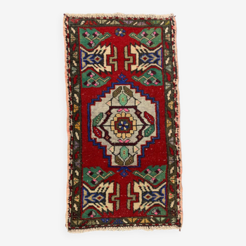 Small Vintage Turkish Rug 93x50 cm, Short Runner, Tribal, Shabby, Mini Carpet