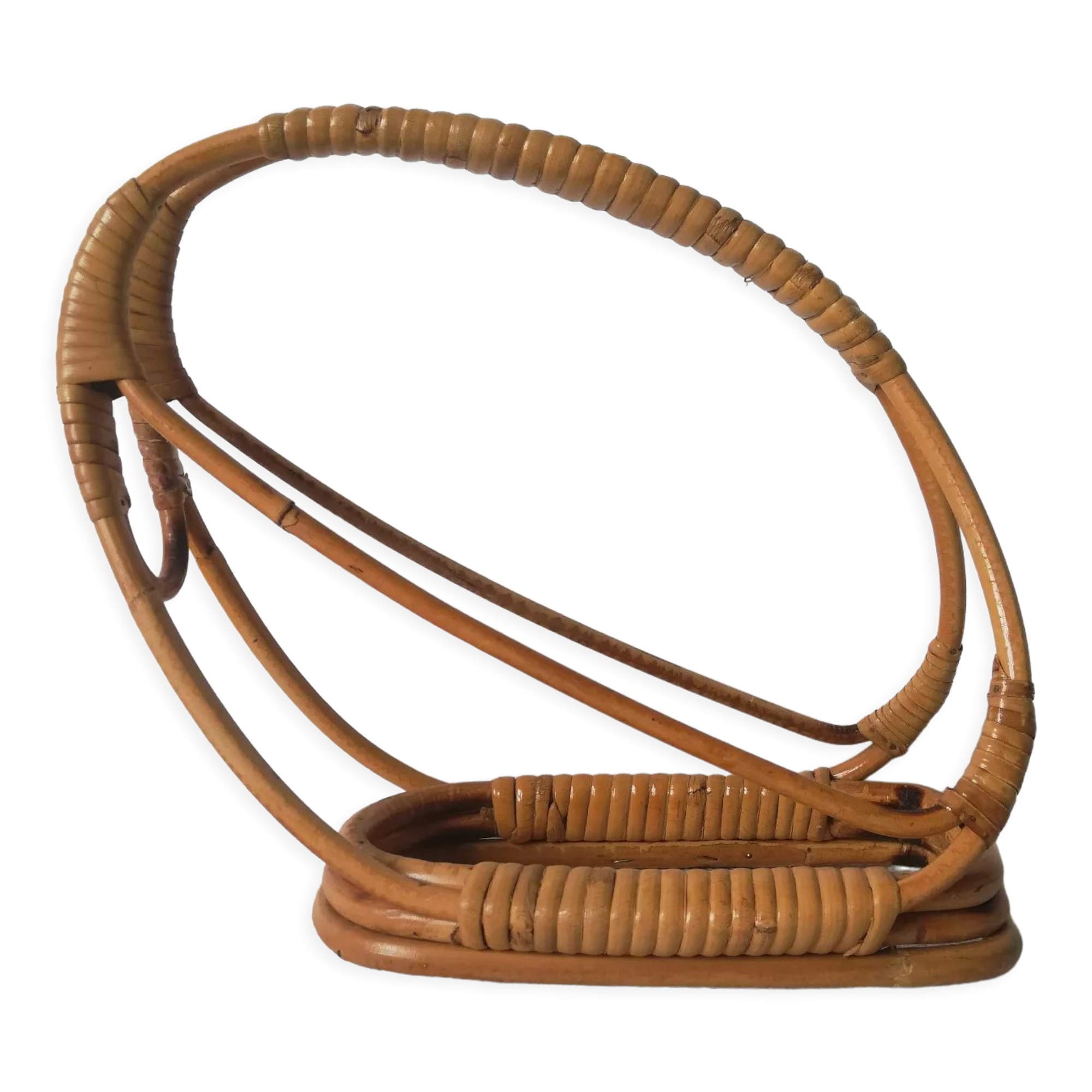 Rattan bottle holder