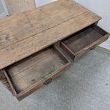 Farm table