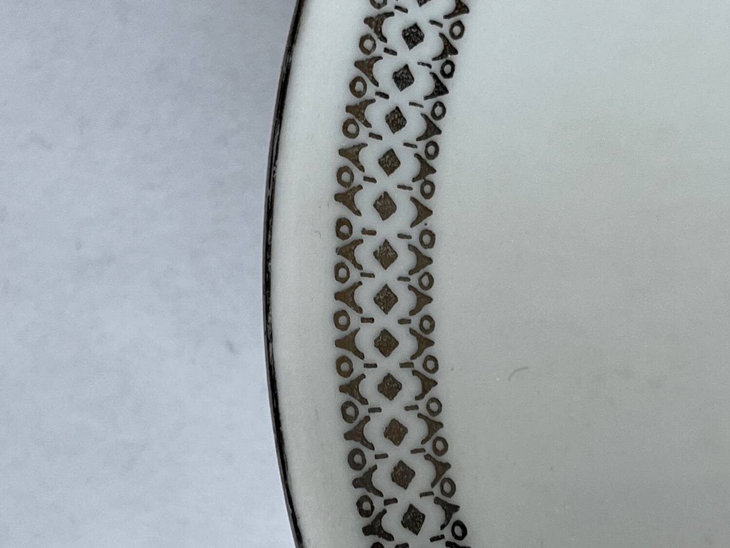 Oval white porcelain dish