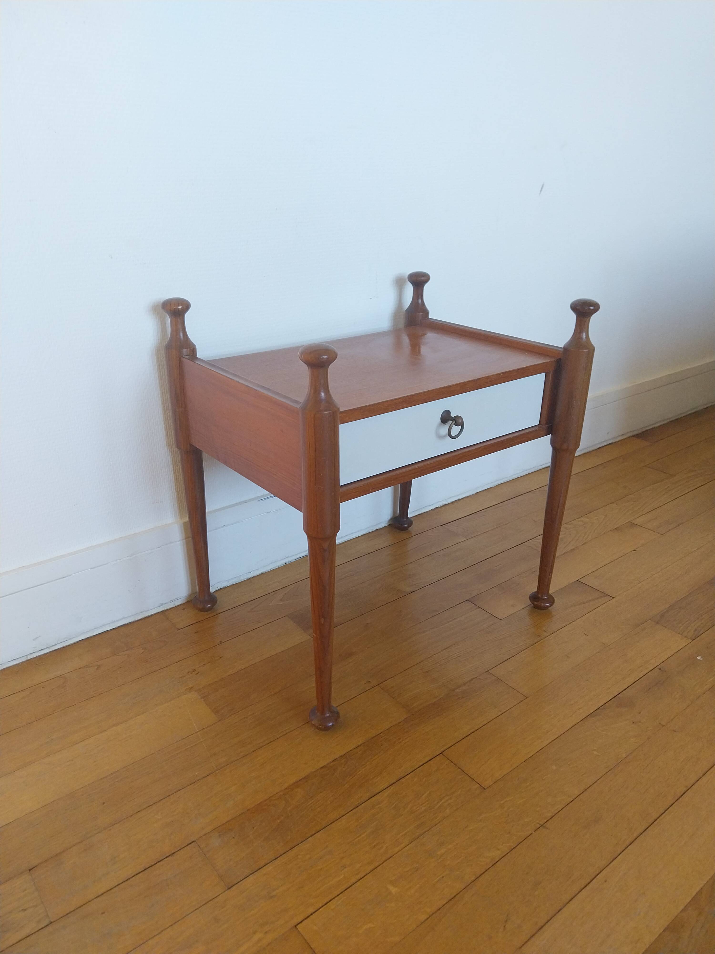 Teak bedside table with a vintage white lacquer drawer, Gautier furniture.