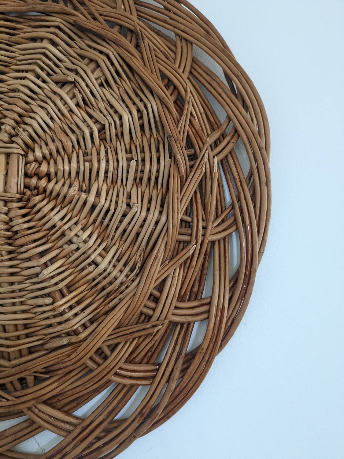 Wicker tray wall decoration