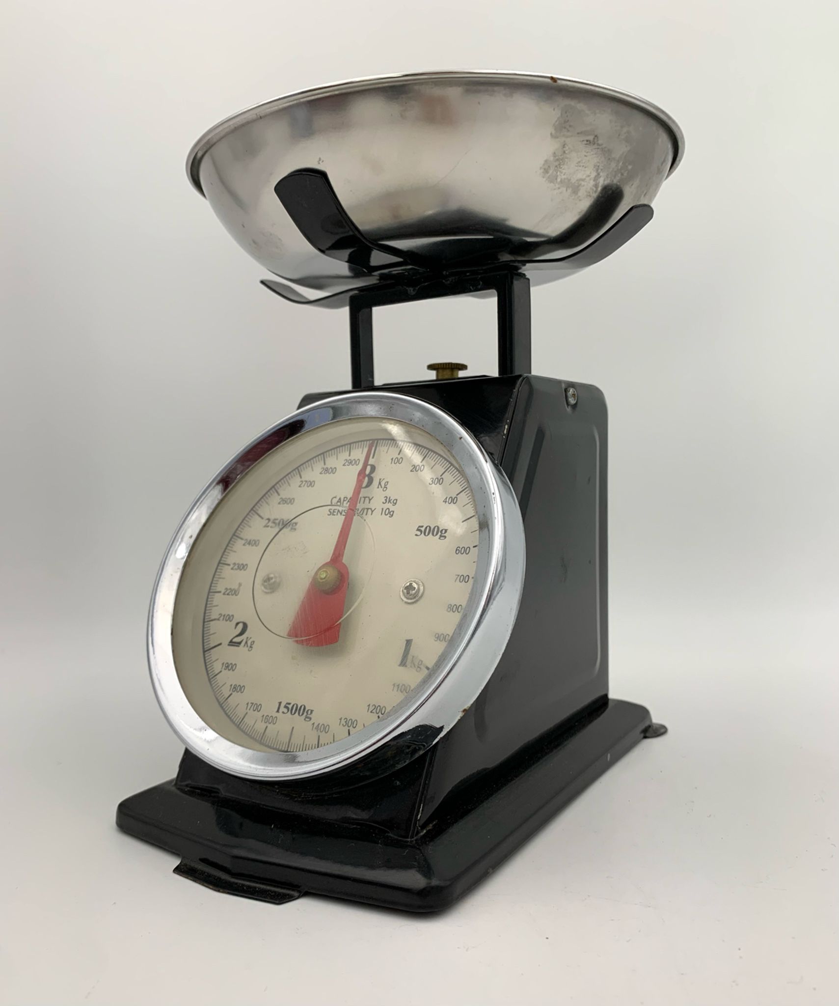 Vintage kitchen scale, black metal and stainless steel