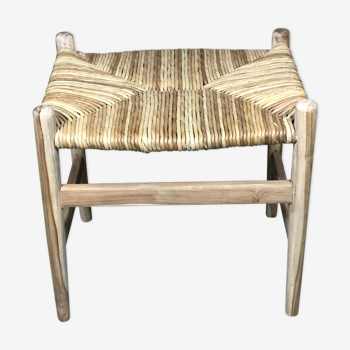 Raw teak mulched stool