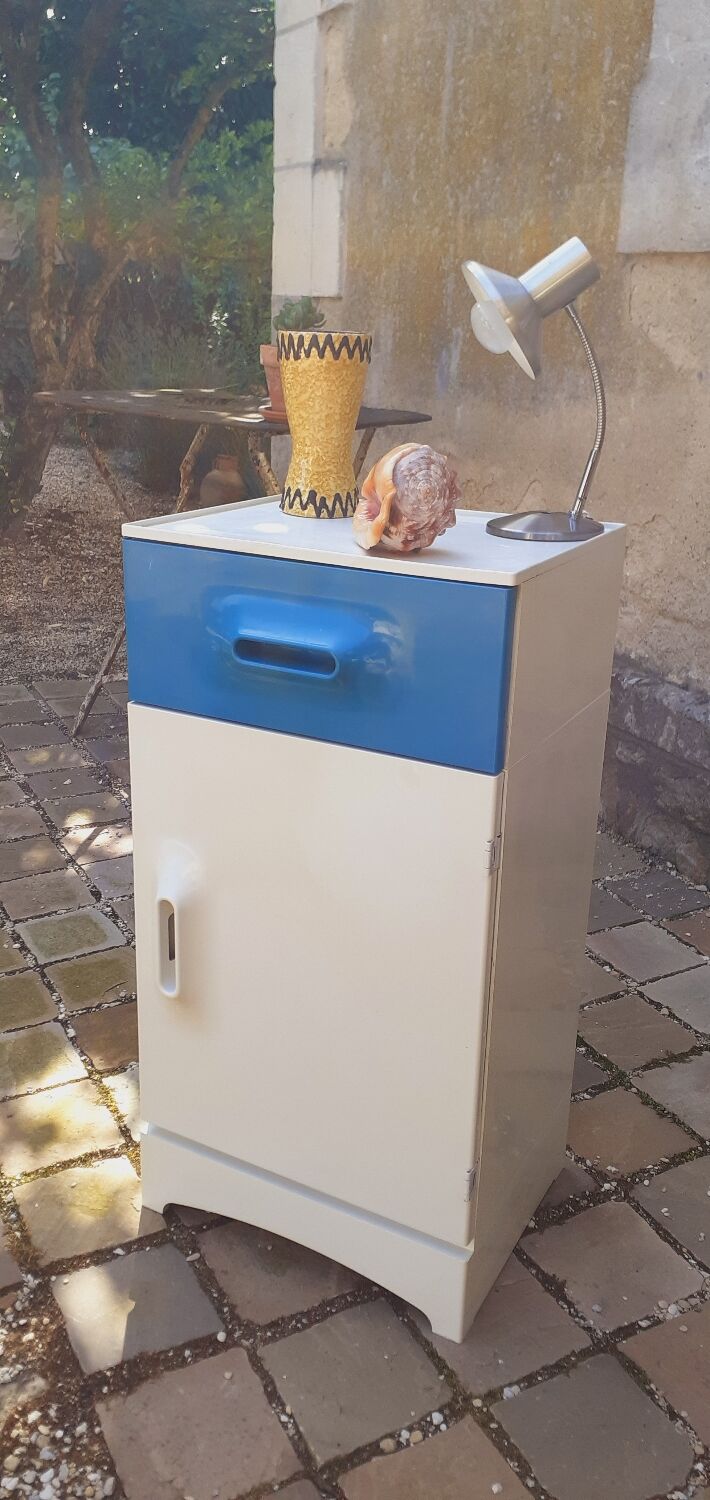 Storage cabinet year 70