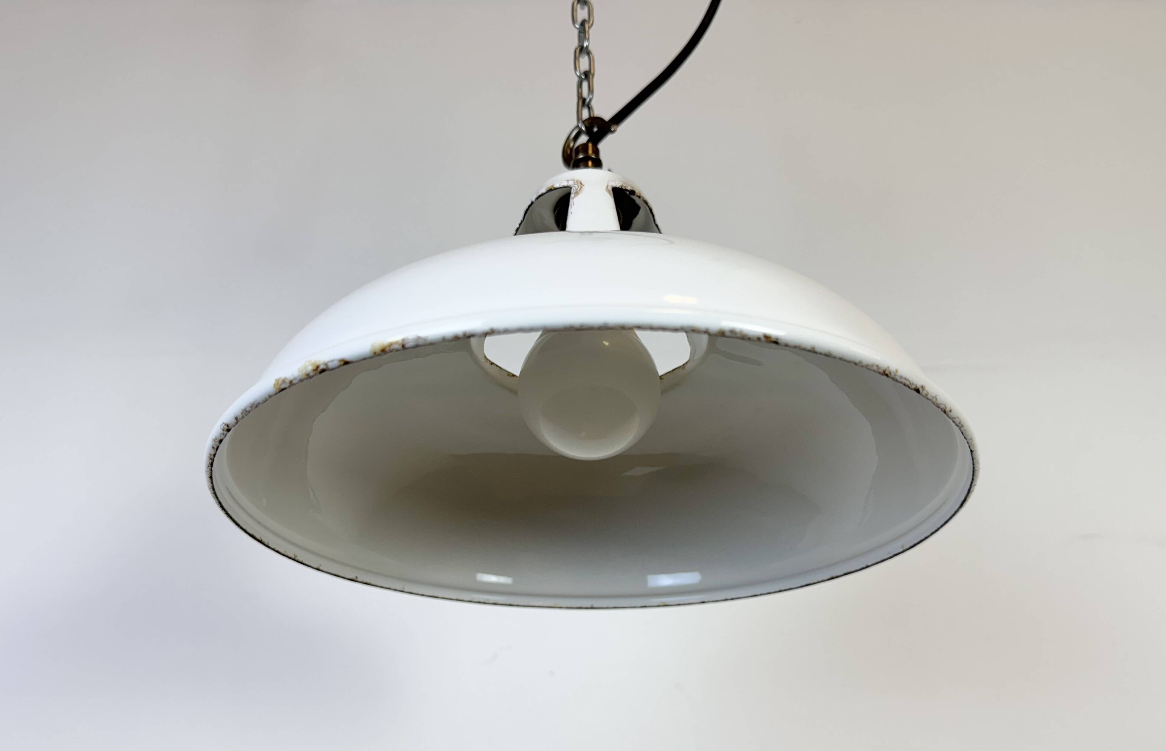 Industrial White Enamel Factory Pendant Lamp from Thorlux, 1960s