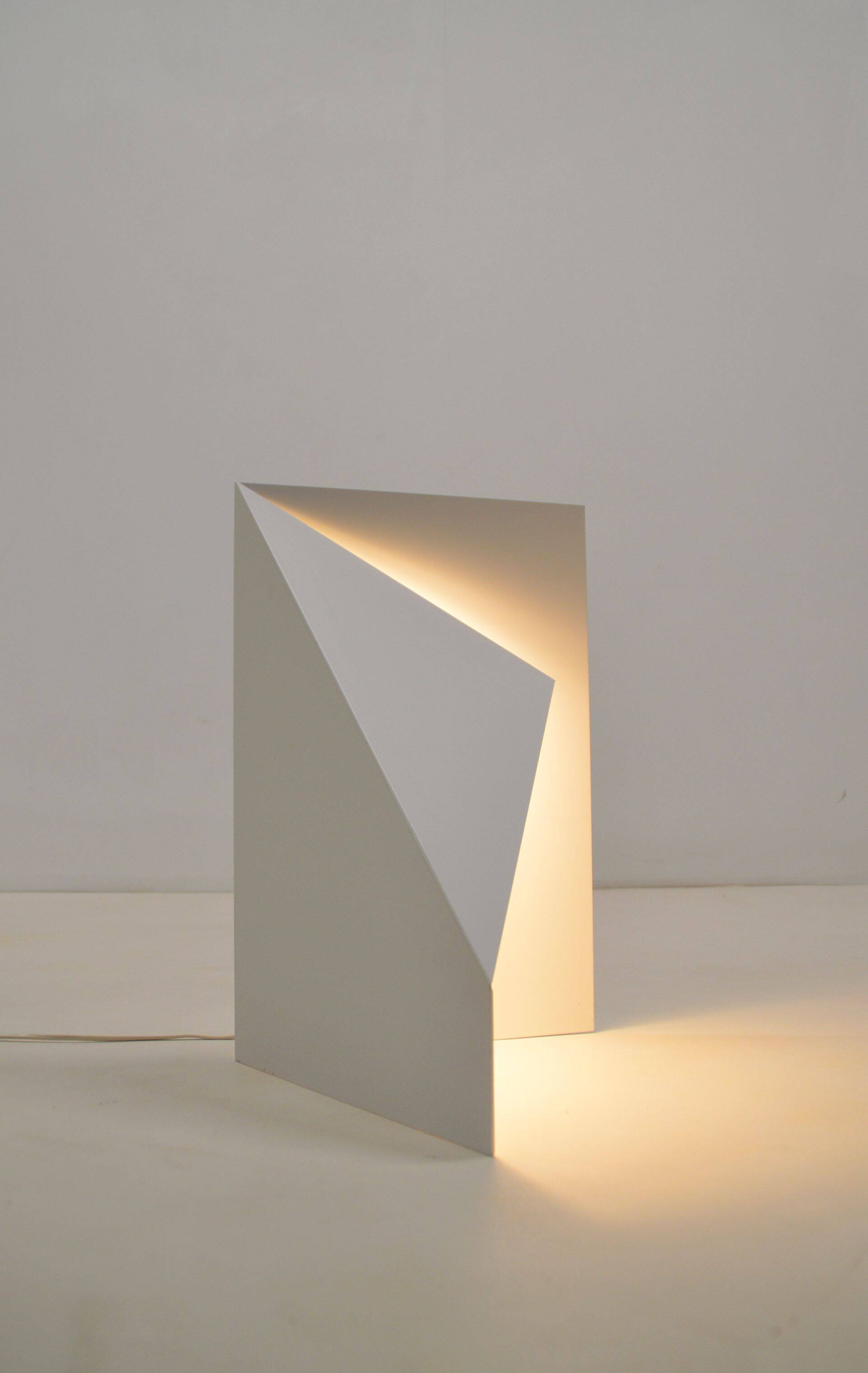 Danish minimalist table lamp by Holmbäck Design