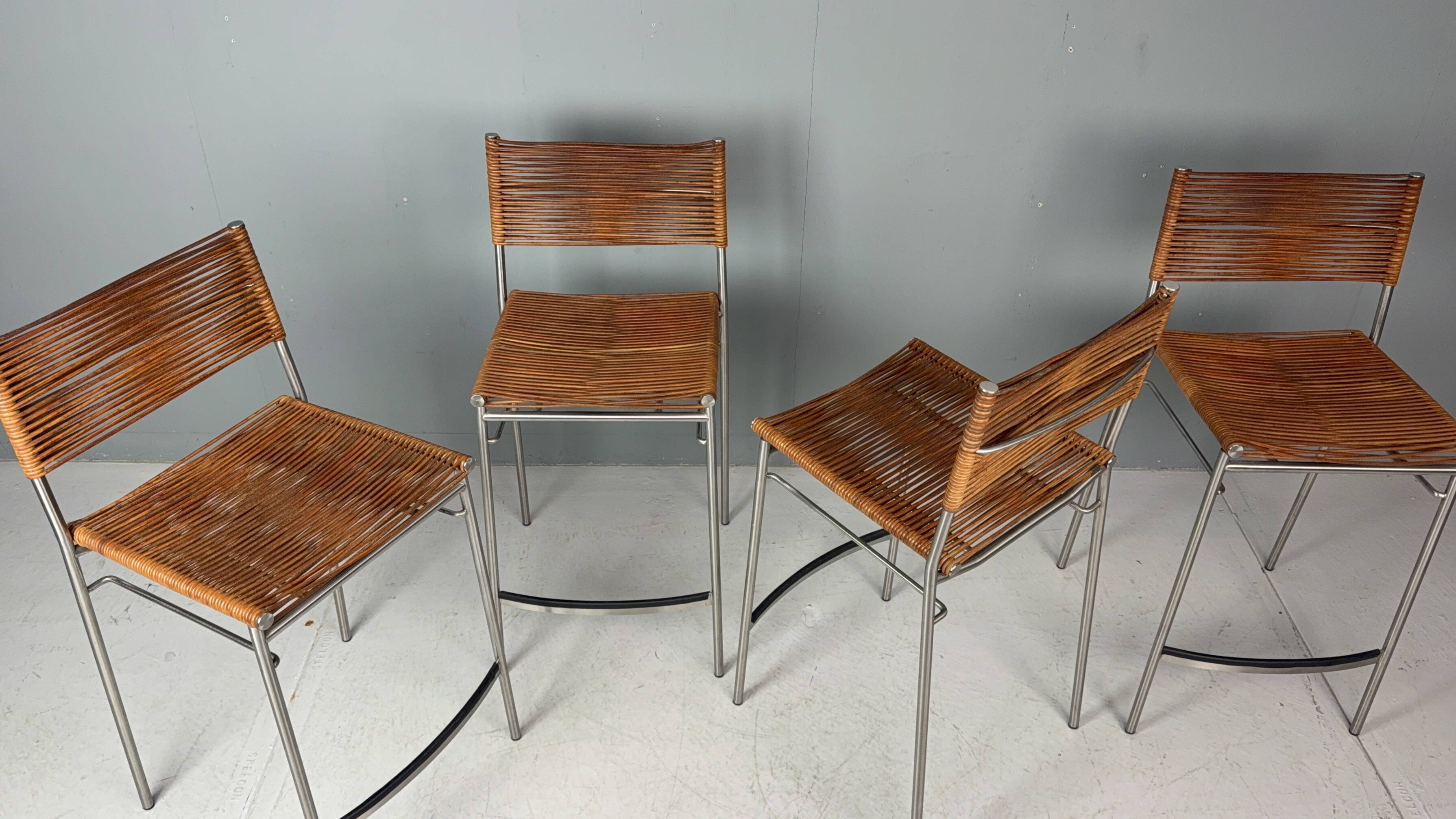 Ensemble de quatre tabourets de bar "Miss B", Tito Agnoli, Italie, 1997