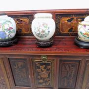 China porcelain lot 3 pots lid and wooden supports