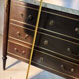 Commode 3 tiroirs de style Louis XVI, marbre et bronzes dorés