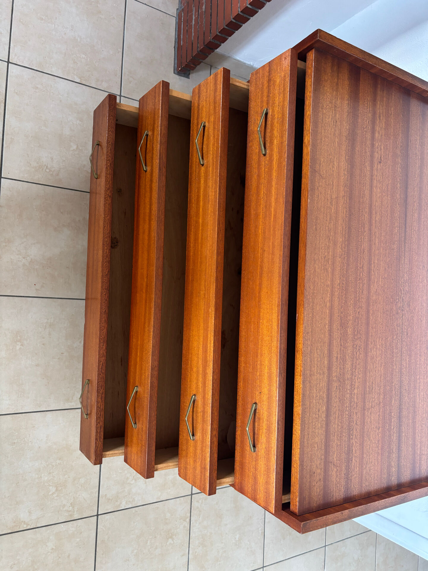 Vintage oak chest of drawers