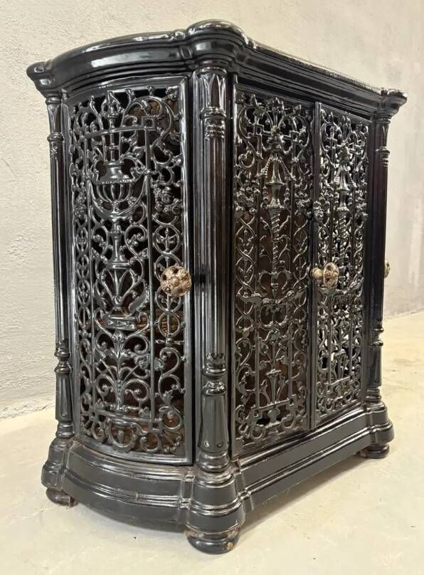 Antique decorative fireplace insert ornate cast iron black 1900s French style