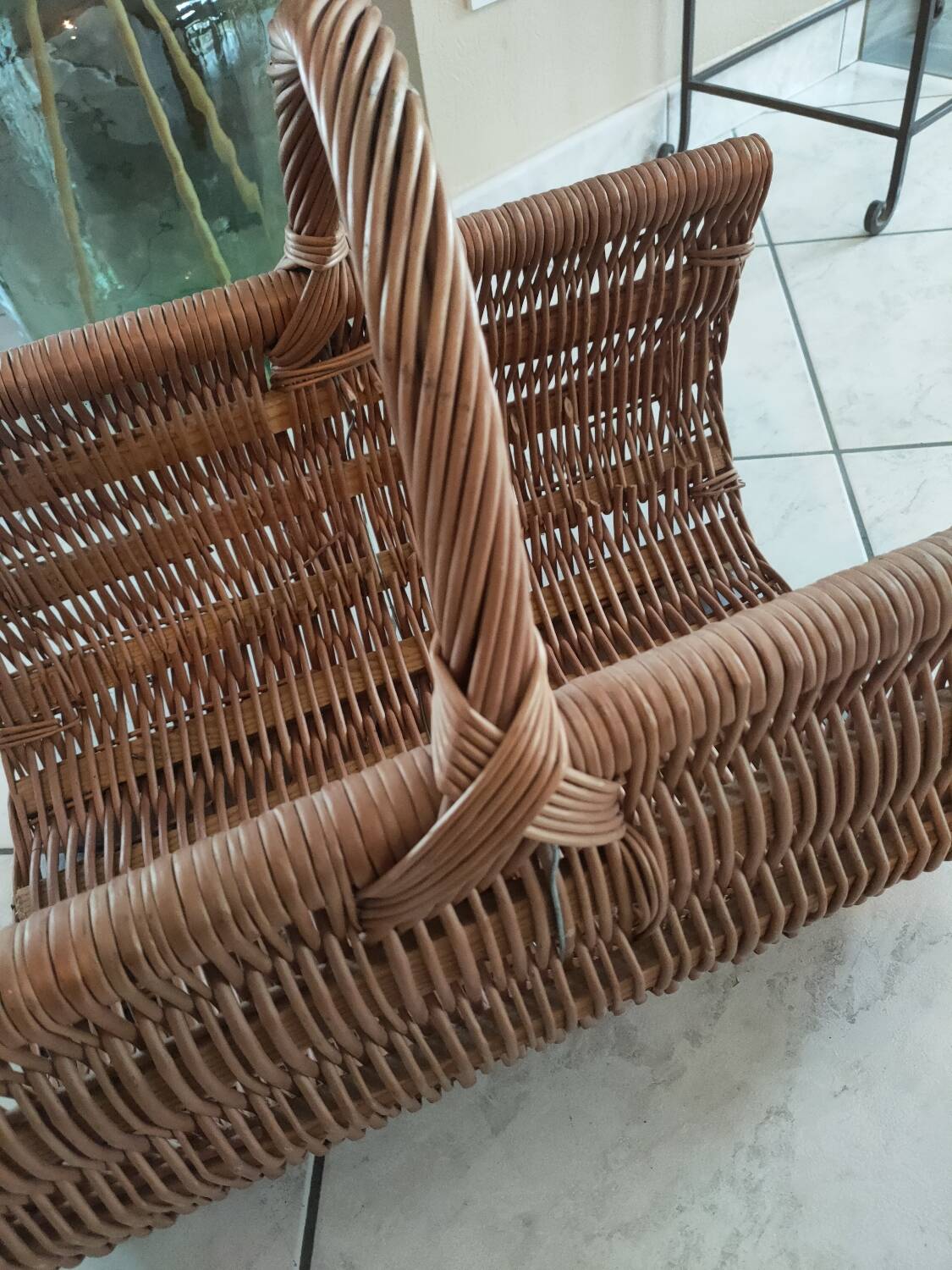 Panier à bûches en rotin