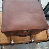 Small hat trunk