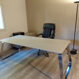 Seventies management desk in Stone Grey finish with chrome structure +