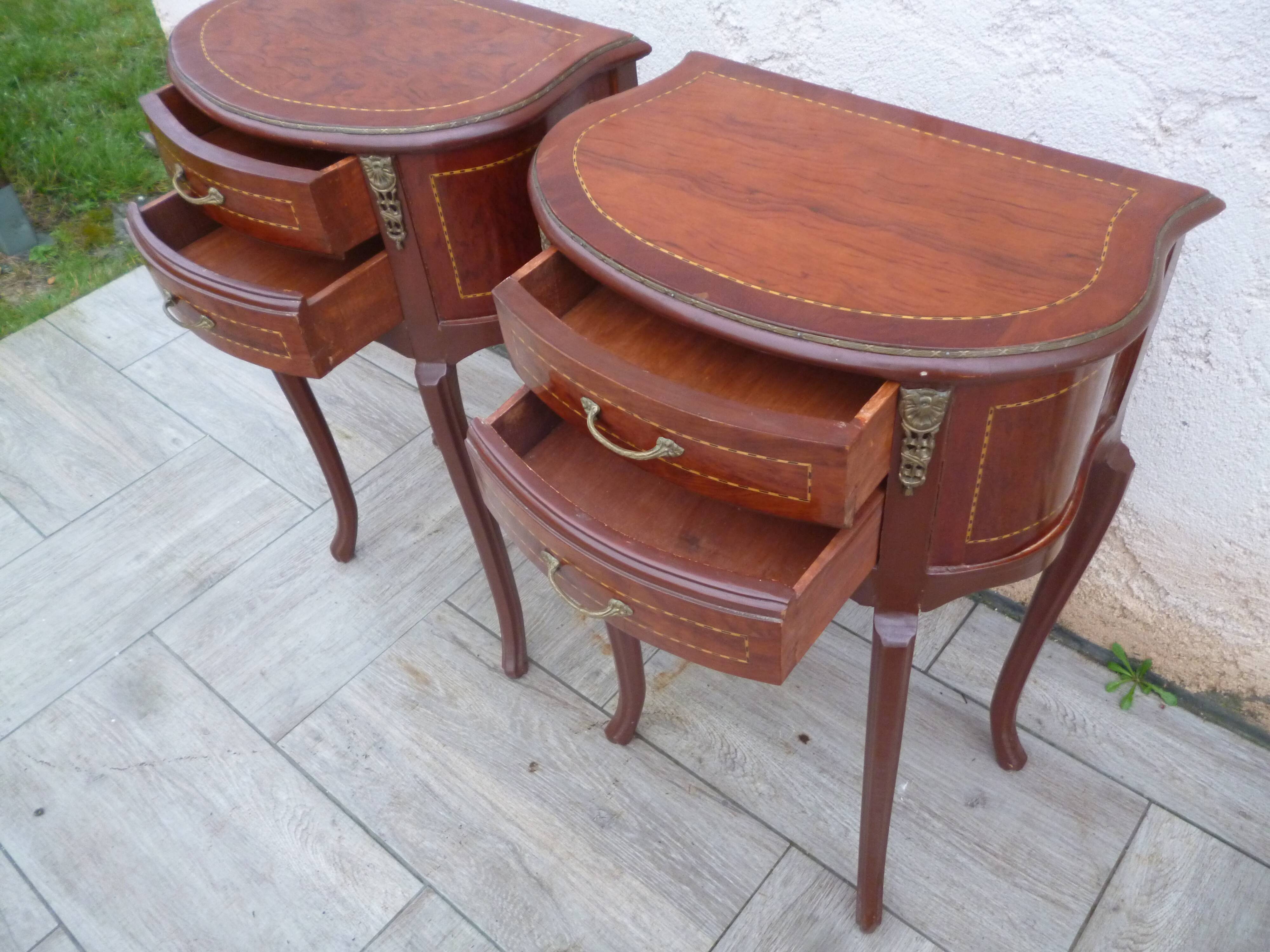 Paire de  chevets style Louis XV