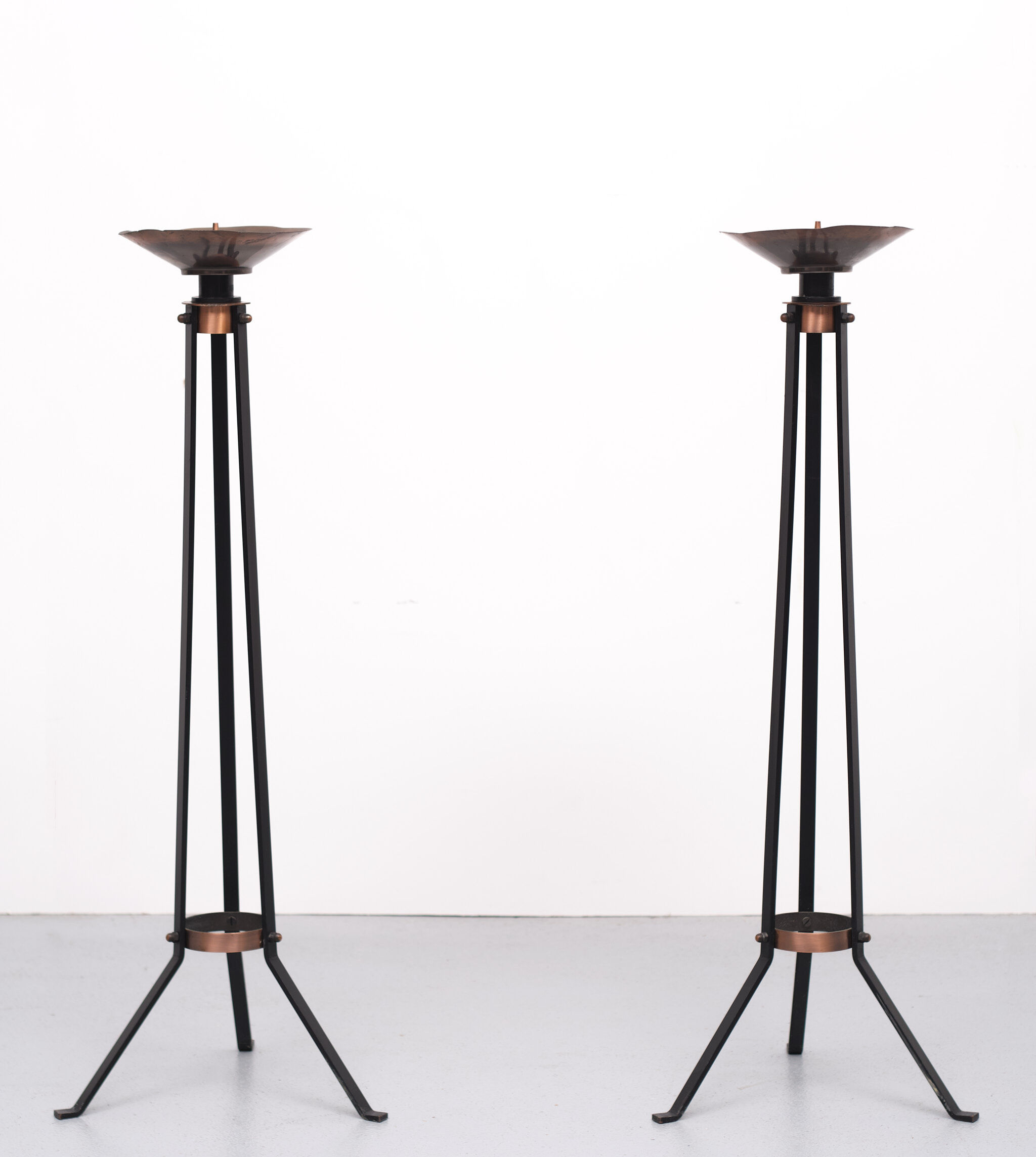 Torchères hollandaises art déco laiton grande église  années 1930