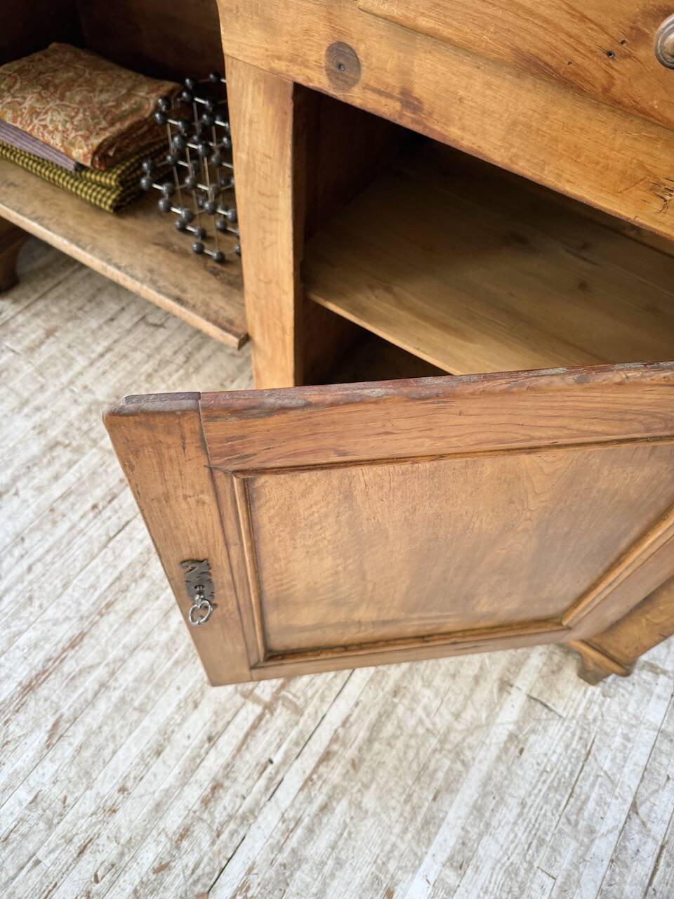 Mountain walnut furniture XXL 1900