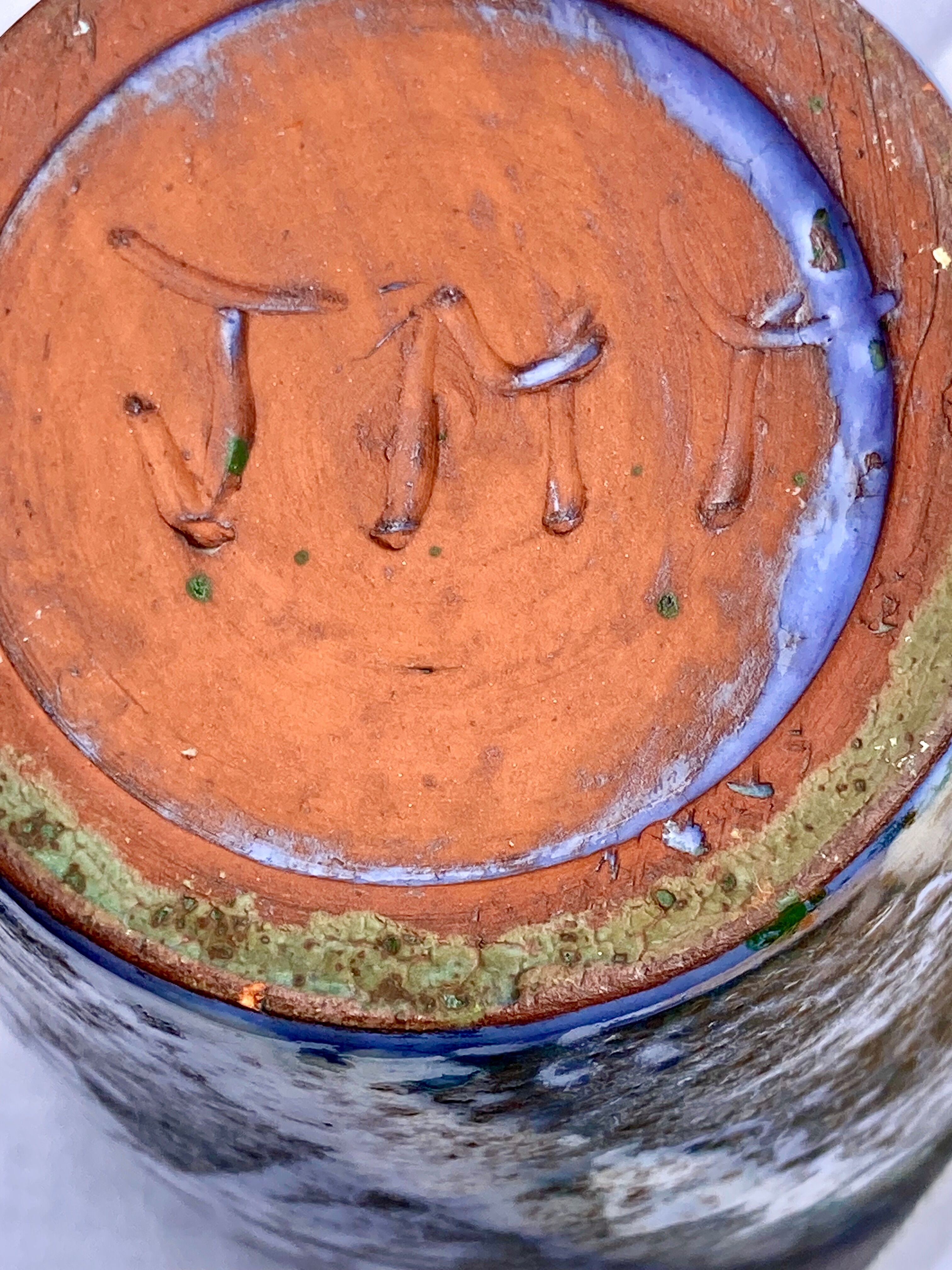 Enamelled ceramic vase to be identified - 444