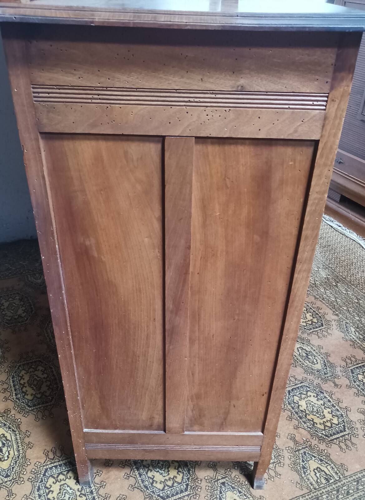 Art Nouveau Art Deco buffet in blonde walnut