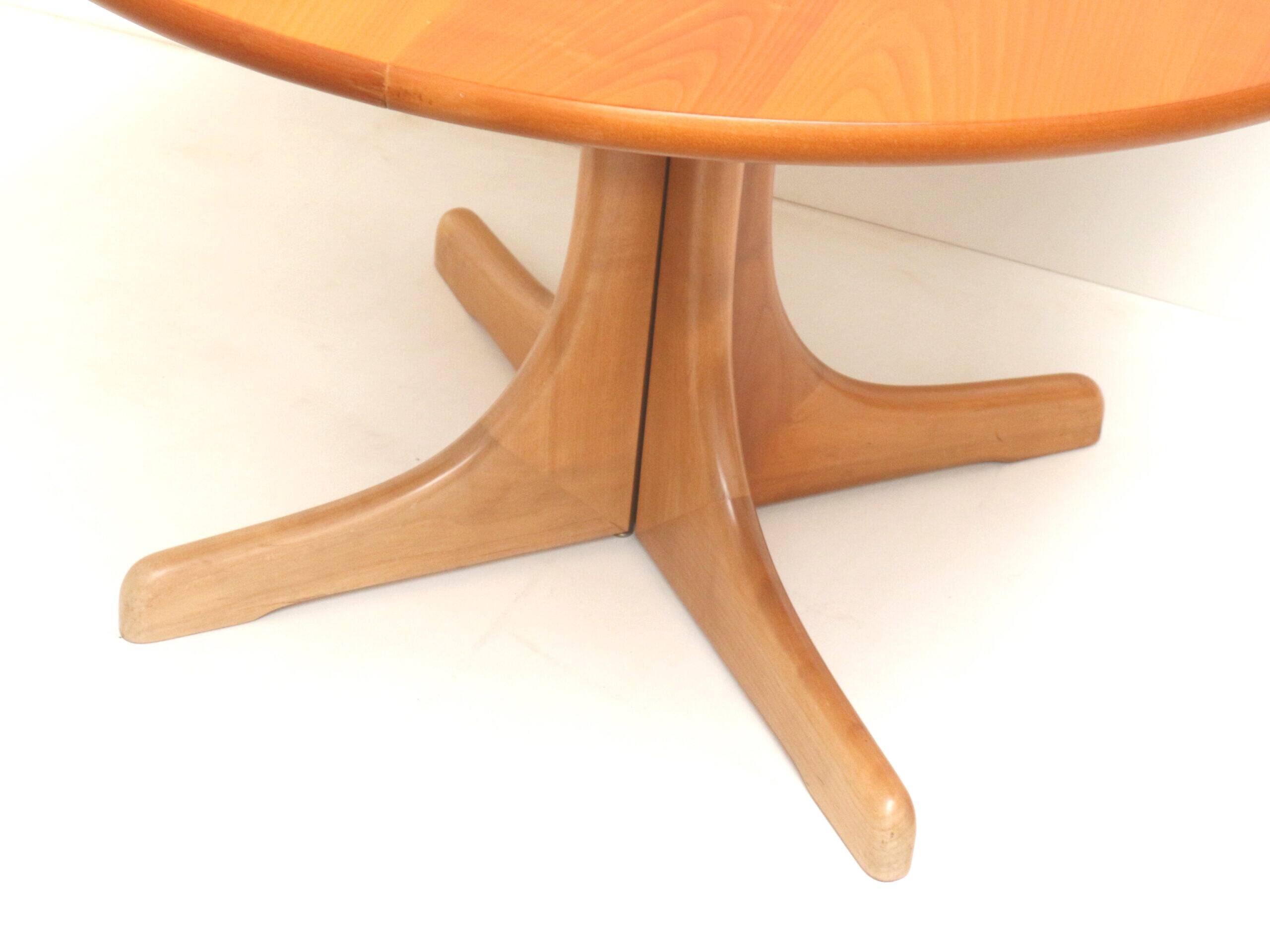 Large vintage extendable dining table from the 1970s.