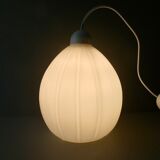 Suspension in white opaline