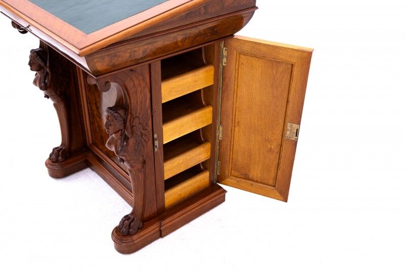 Antique desk from around 1880, England.