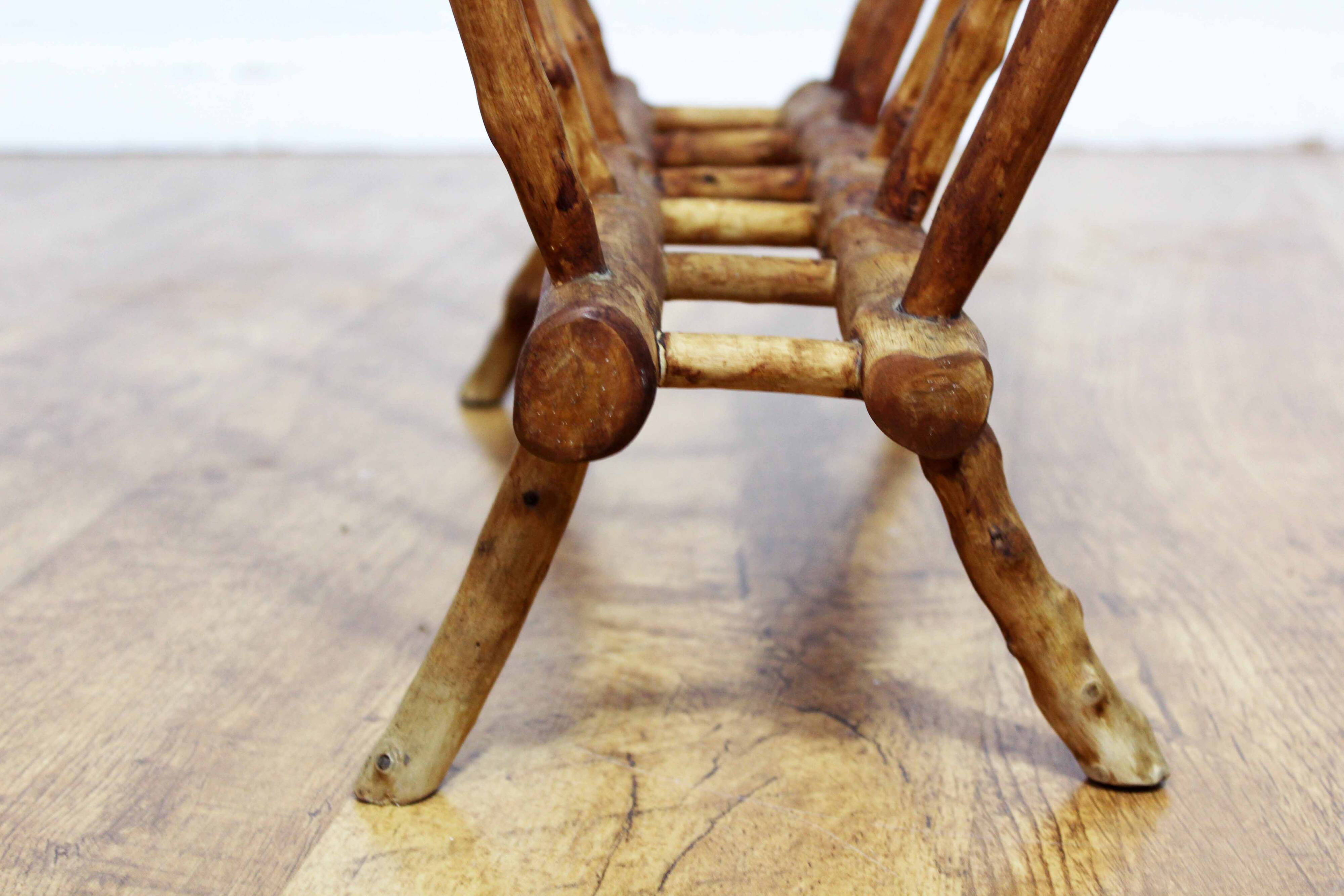 Solid wood magazine rack