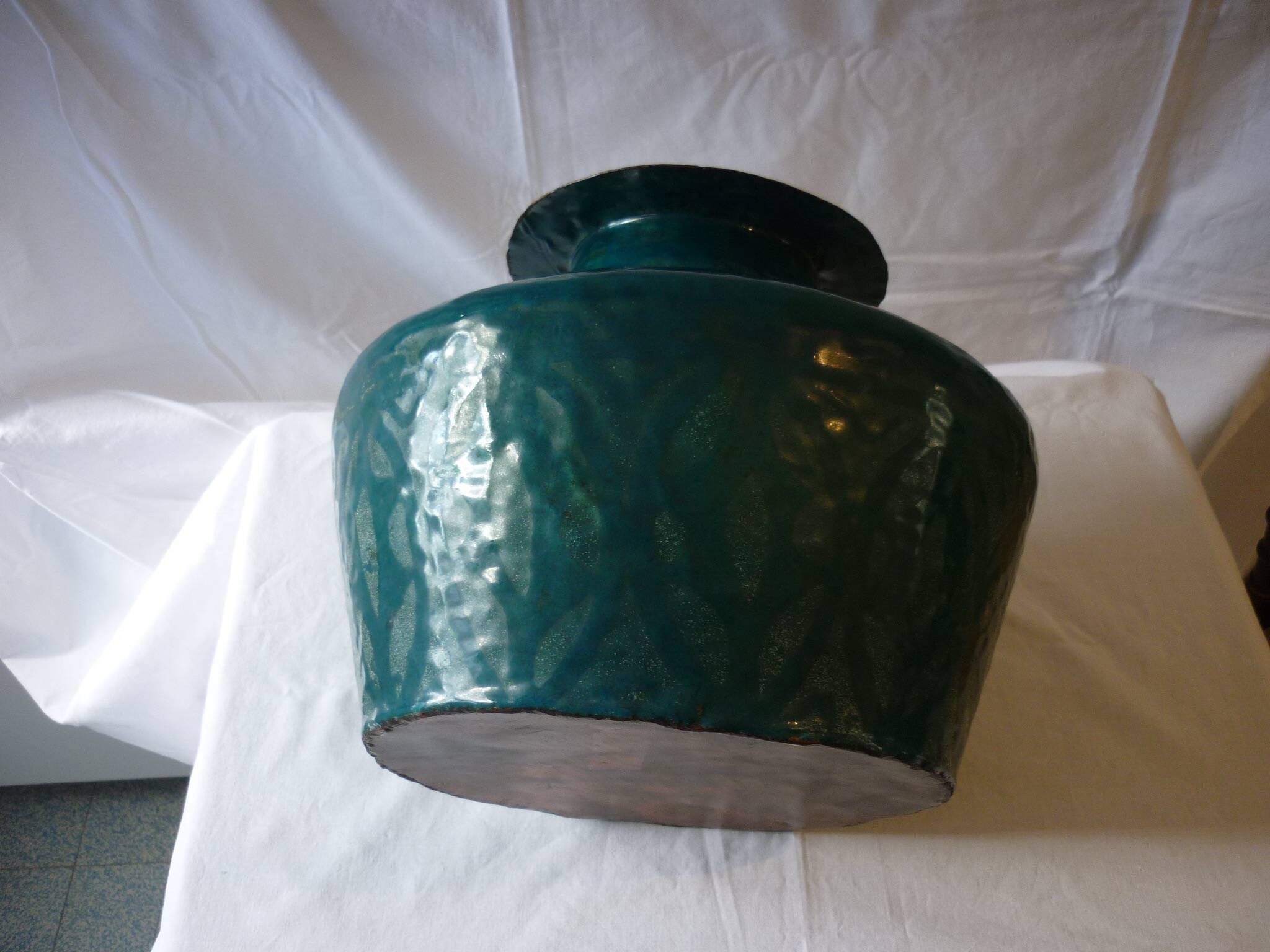 29 cm enamelled copper vase