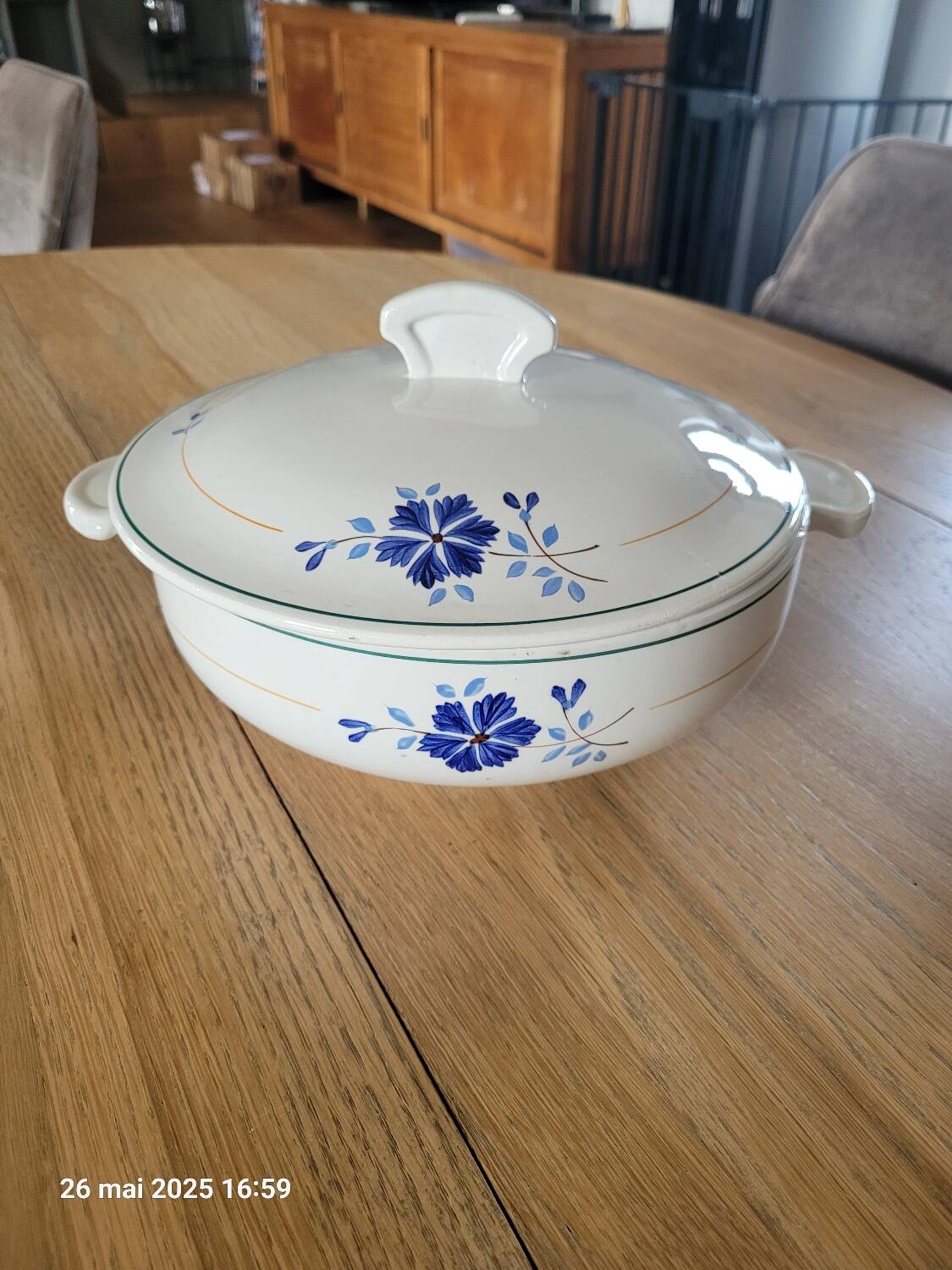 Soup tureen Moulin des Loups St Amand