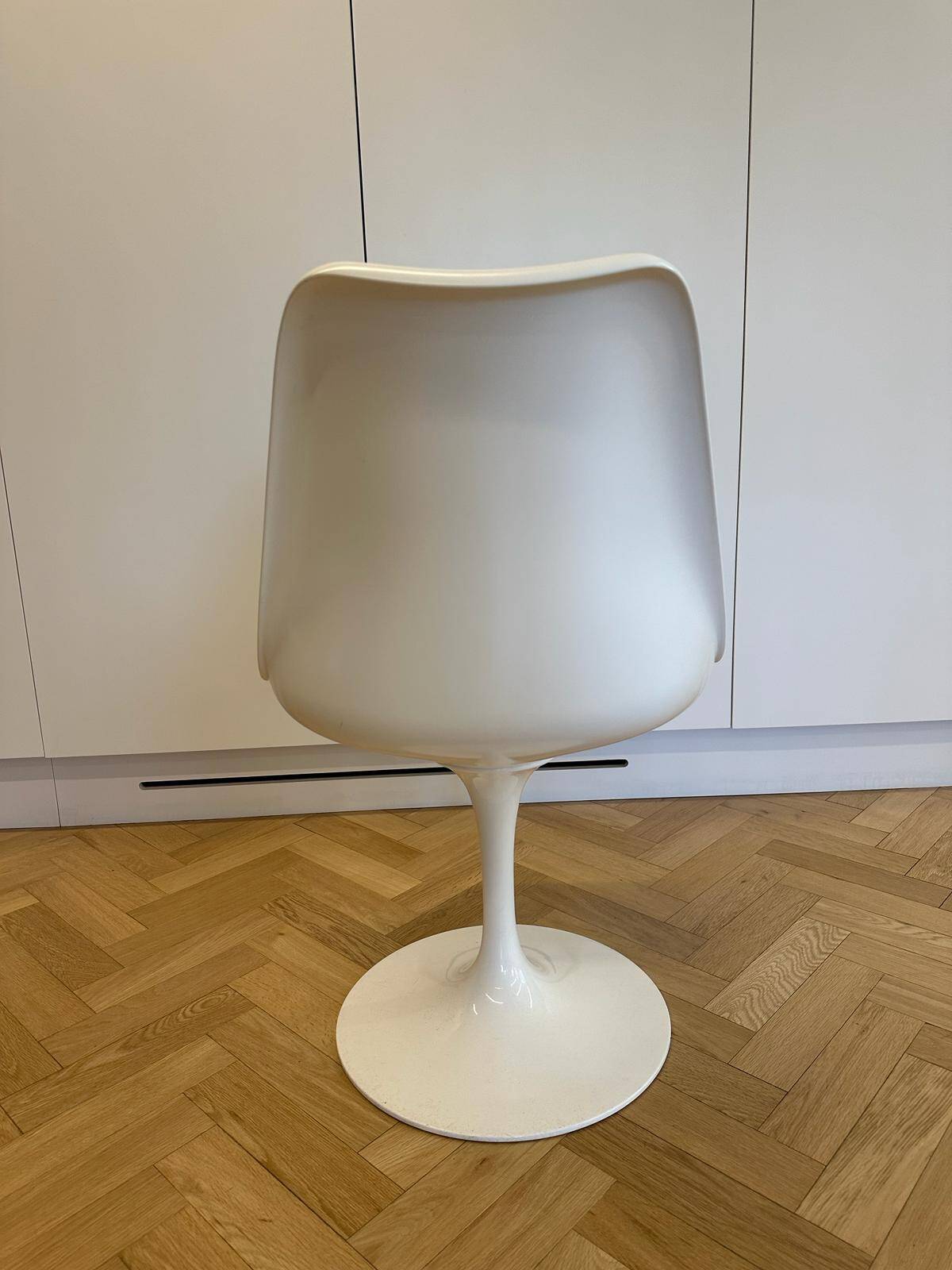 Saarinen marble table Edition Knoll and its 4 tulip chairs (set of 5)