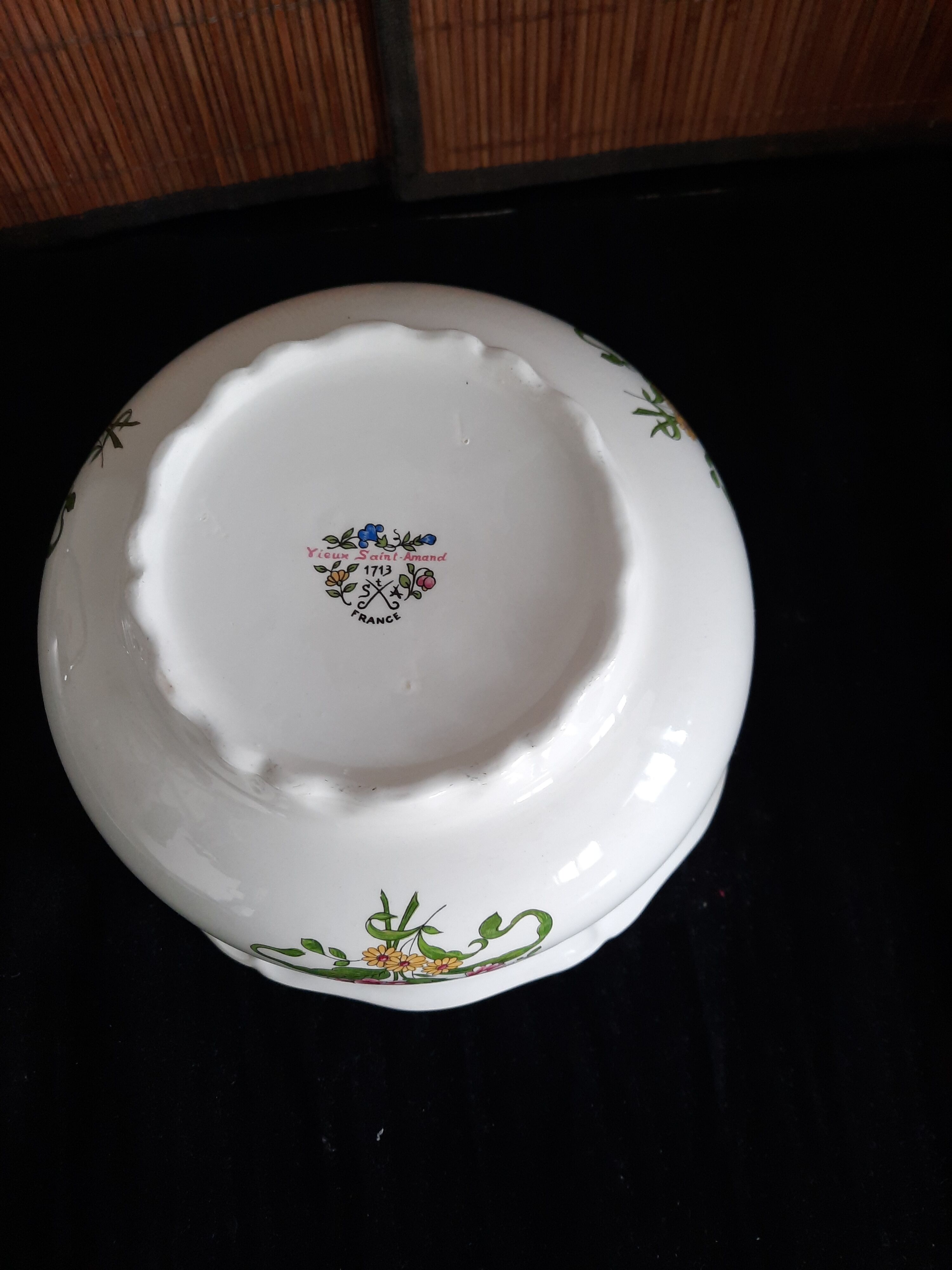 Ceramic salad bowl Old Saint-Amand – floral decoration – very good condition