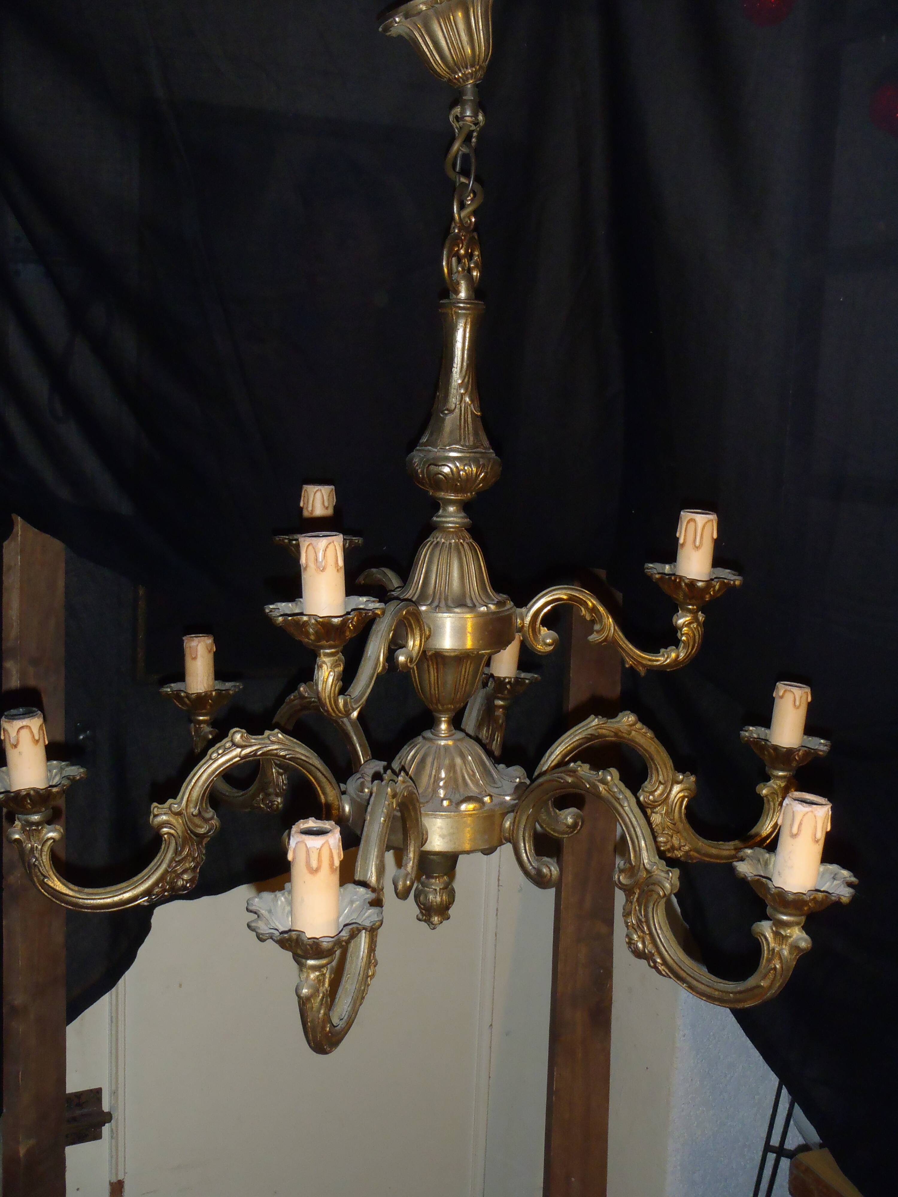Bronze chandelier "framon" with 9 lights.