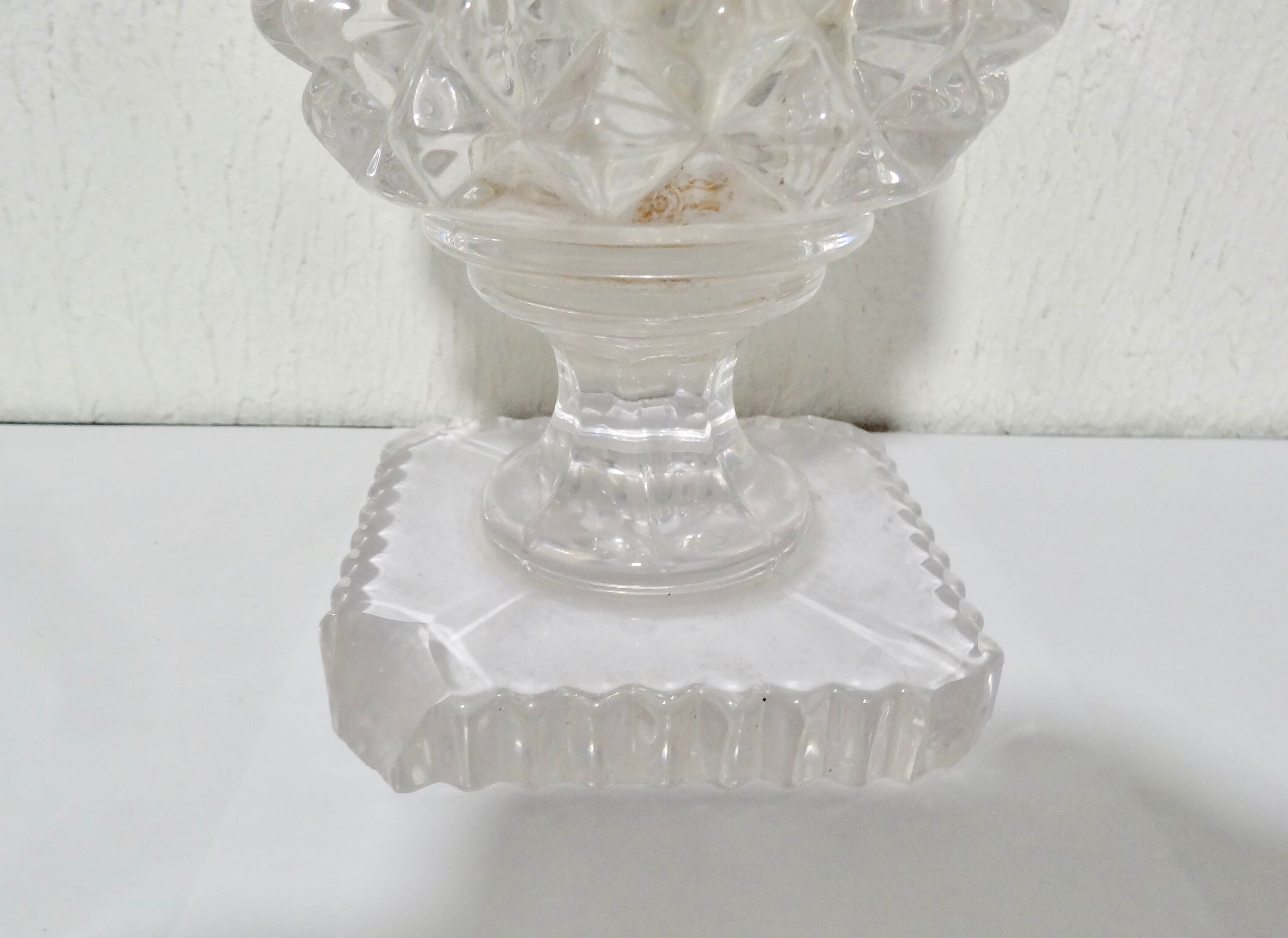 Medici valve crystal vase