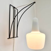 Applique murale moderniste fil métal verre