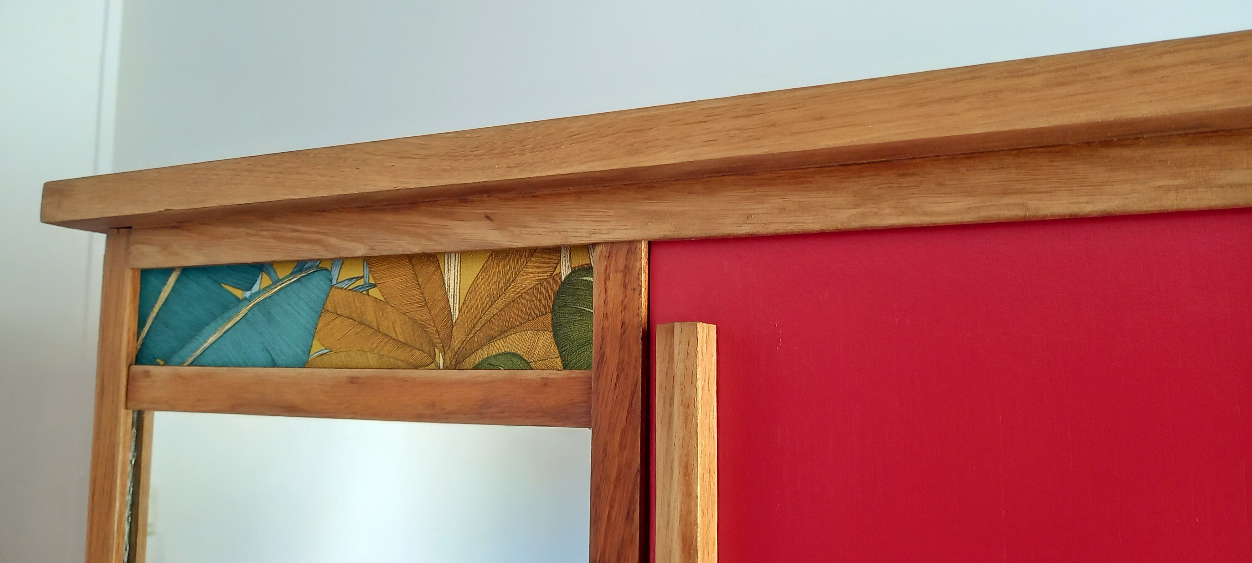 Armoire pieds compas relookée