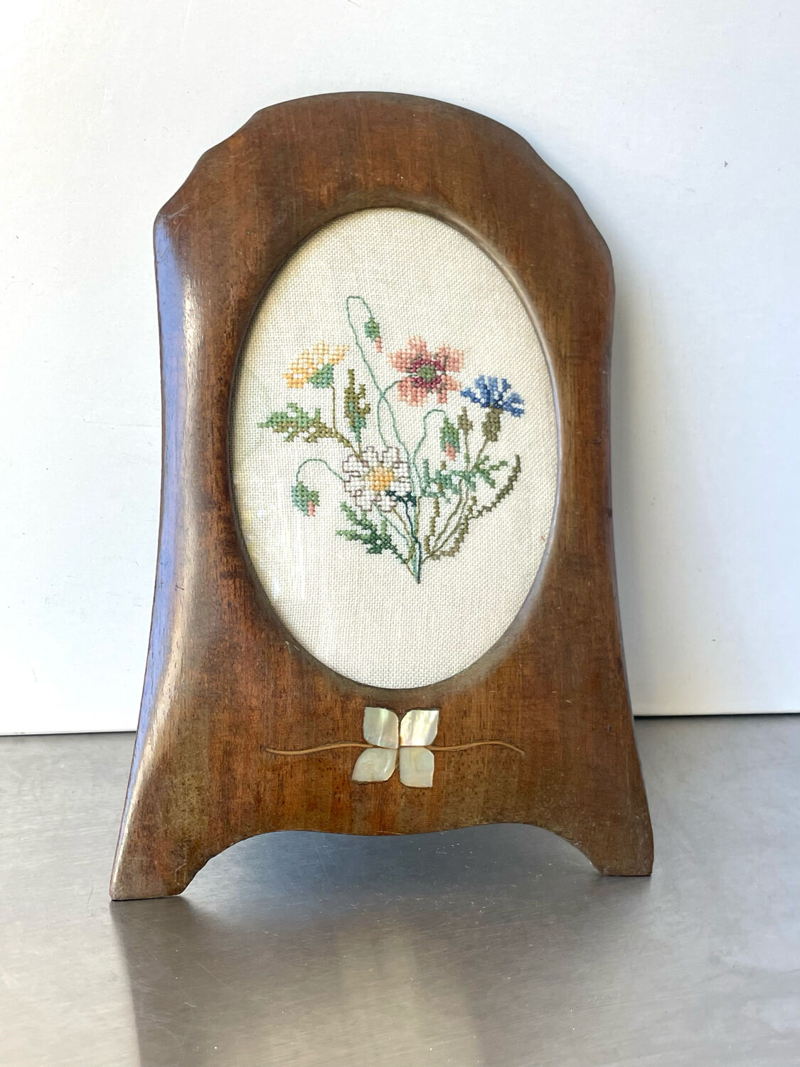 Art deco wooden picture frame with intarsia wood measurements 22.5 cm x 15 cm convex glass