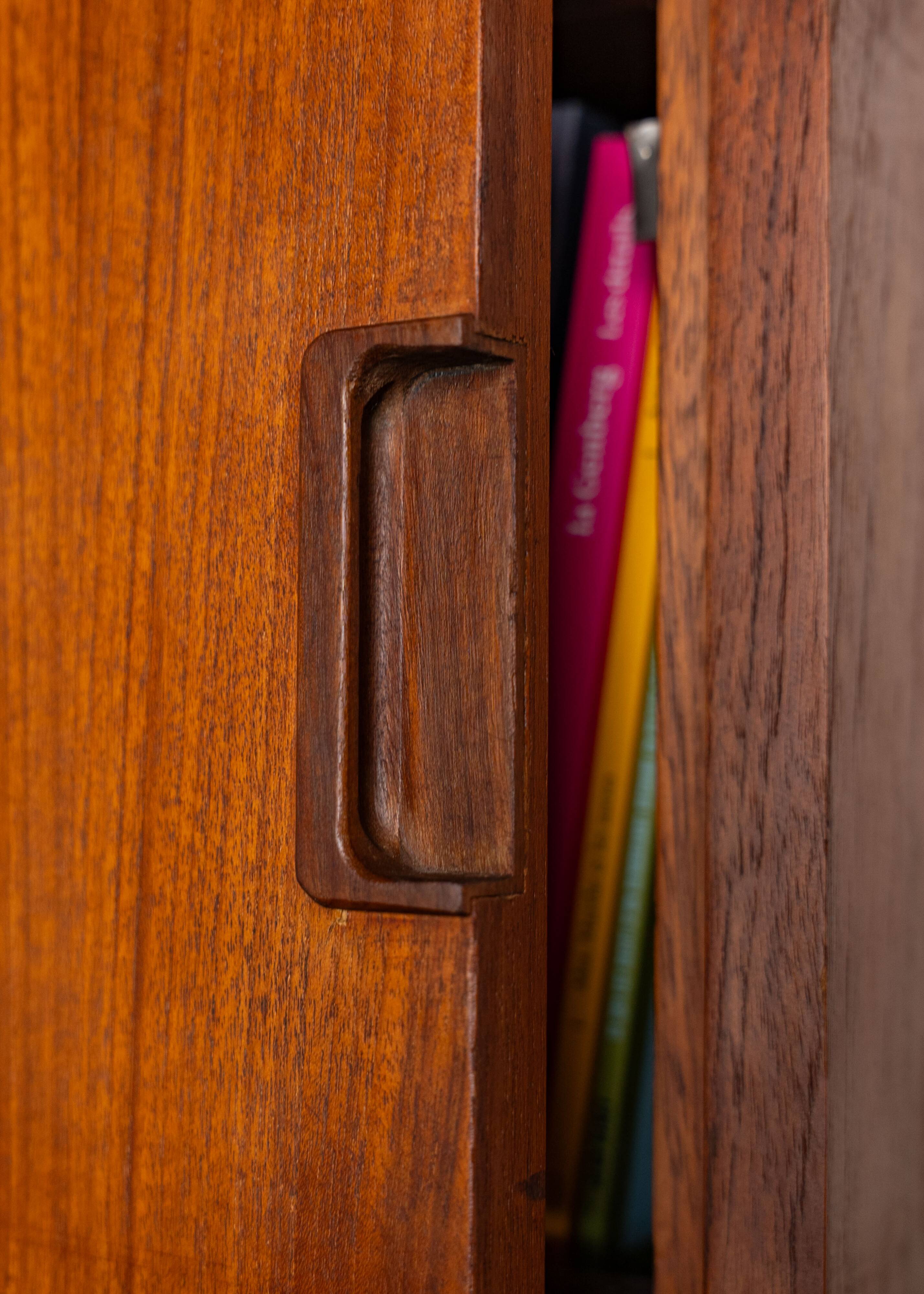 Set of 2 vintage floating nightstands