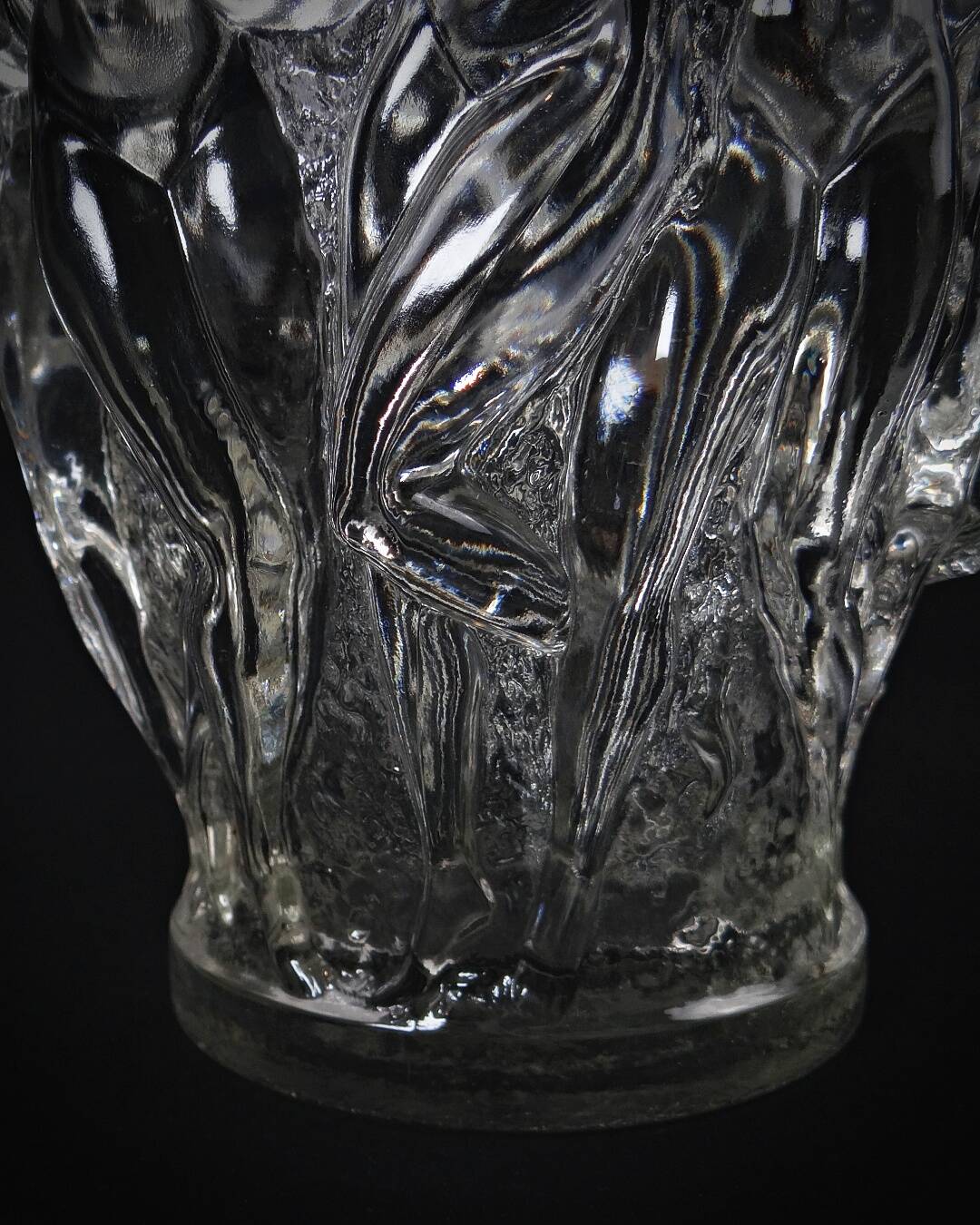 Unsigned Lalique Bacchantes vase in clear crystal, mid-20th century
