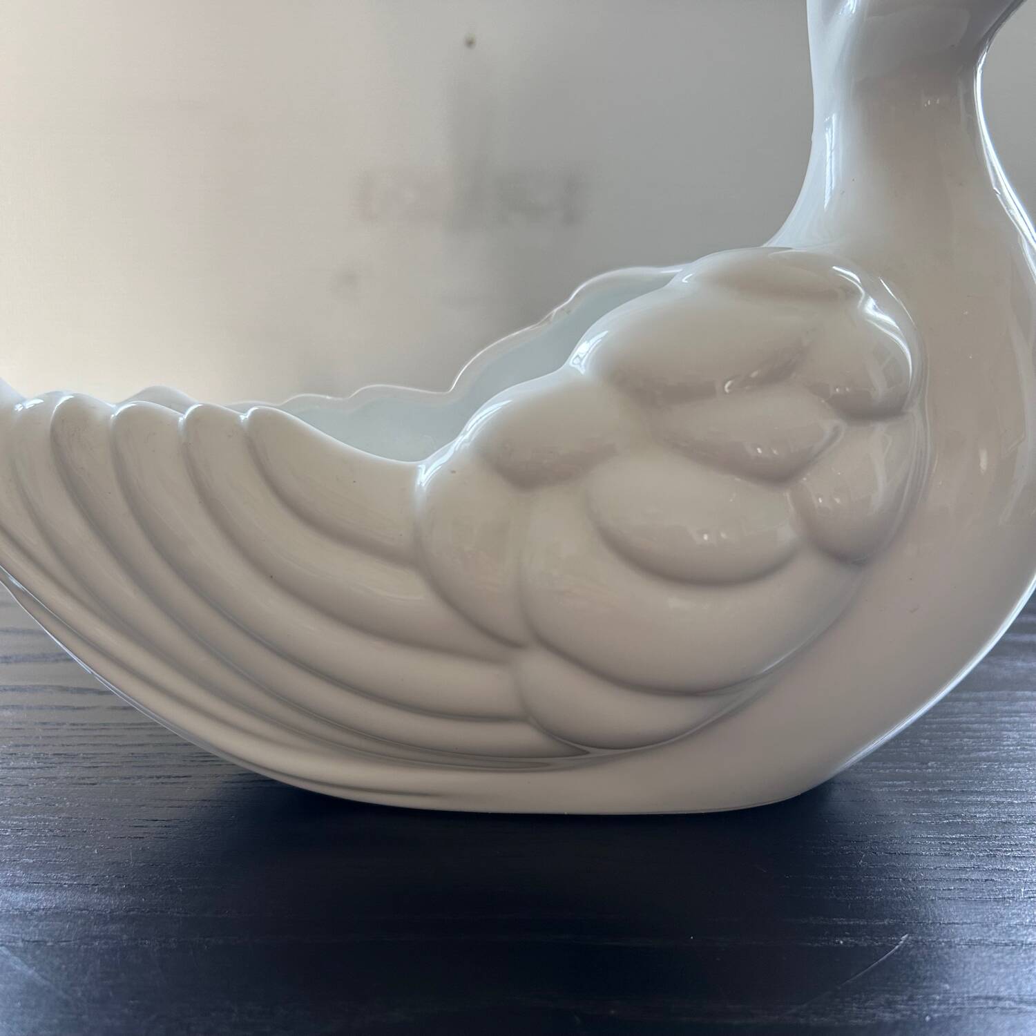 Large white bird cache pot