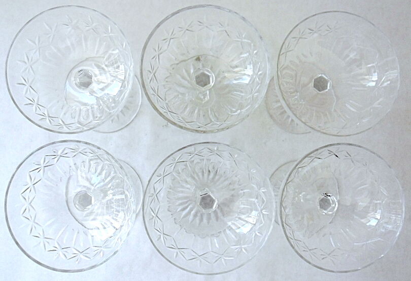 6 cups champagne in crystal