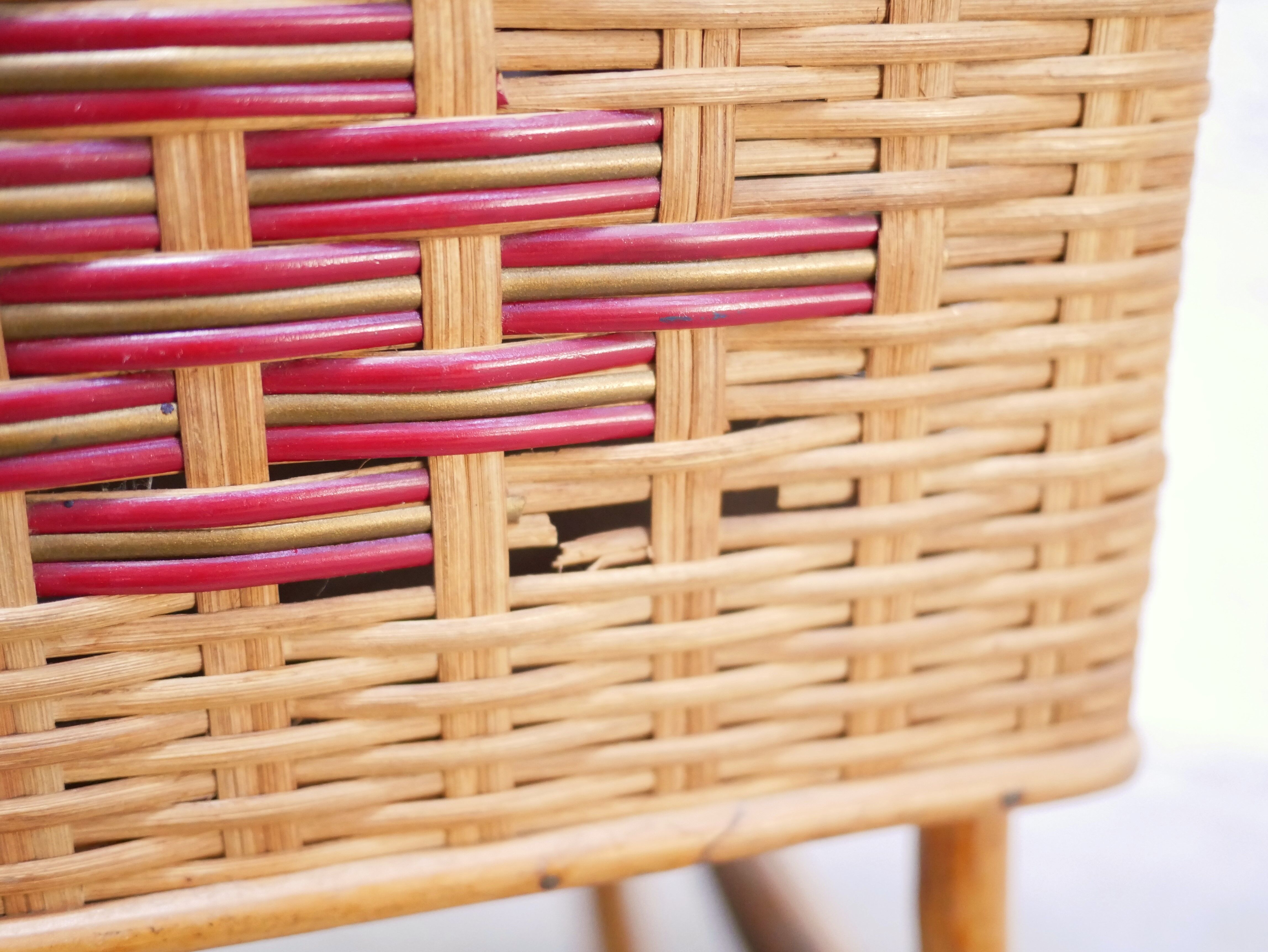 Worker vintage rattan basket