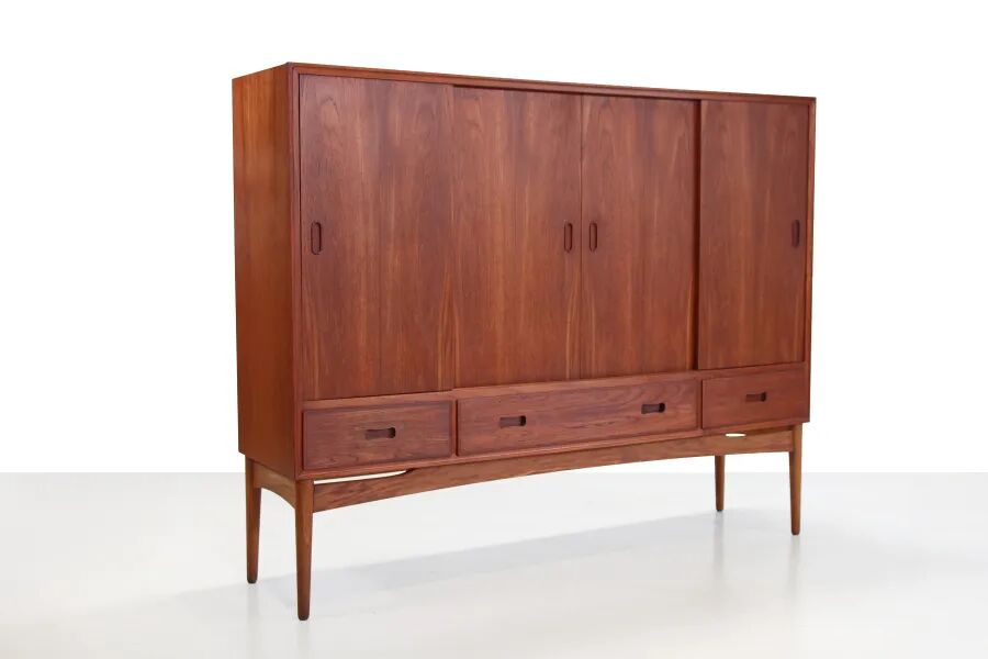 Vintage teak Danish design highboard