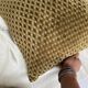 Coussin en velour vintage