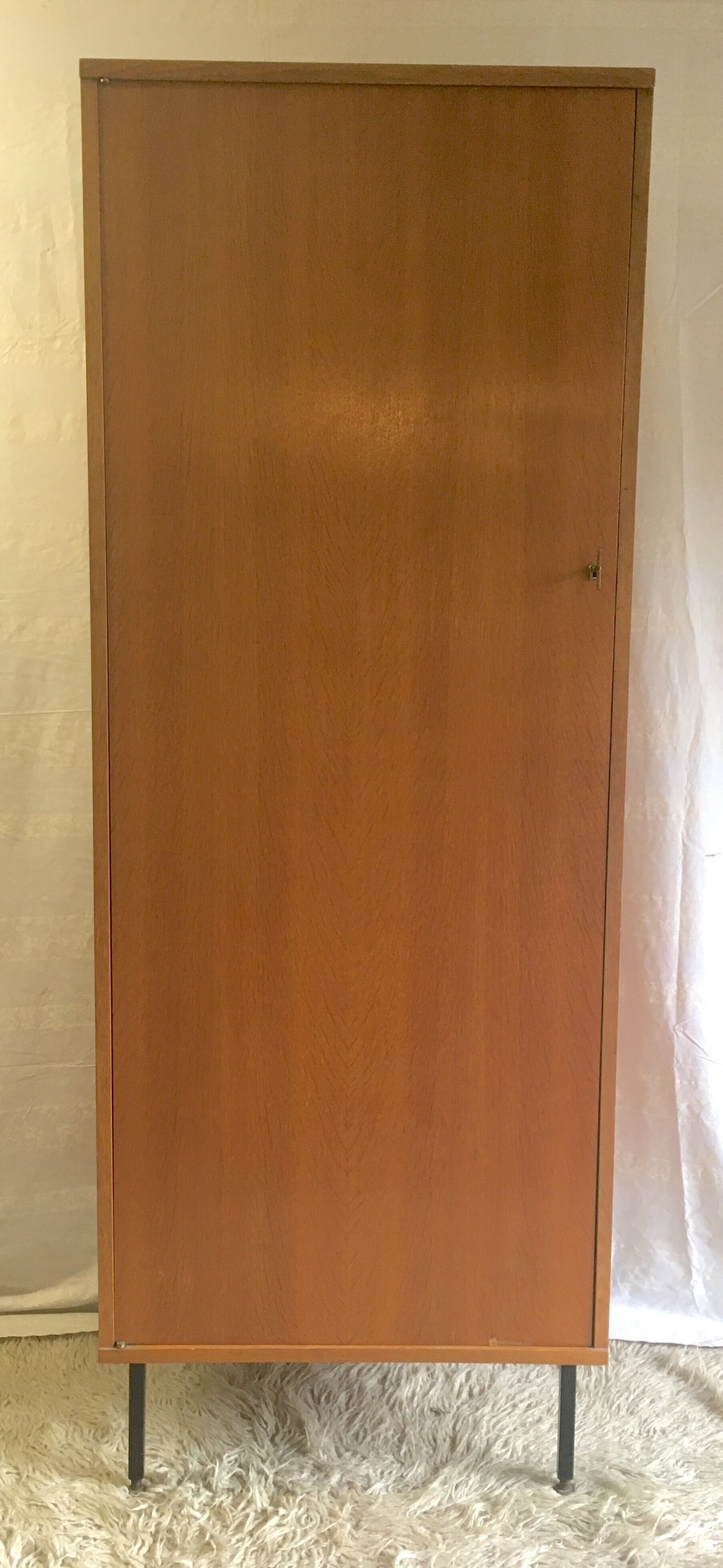Modernist oak cabinet - 50s