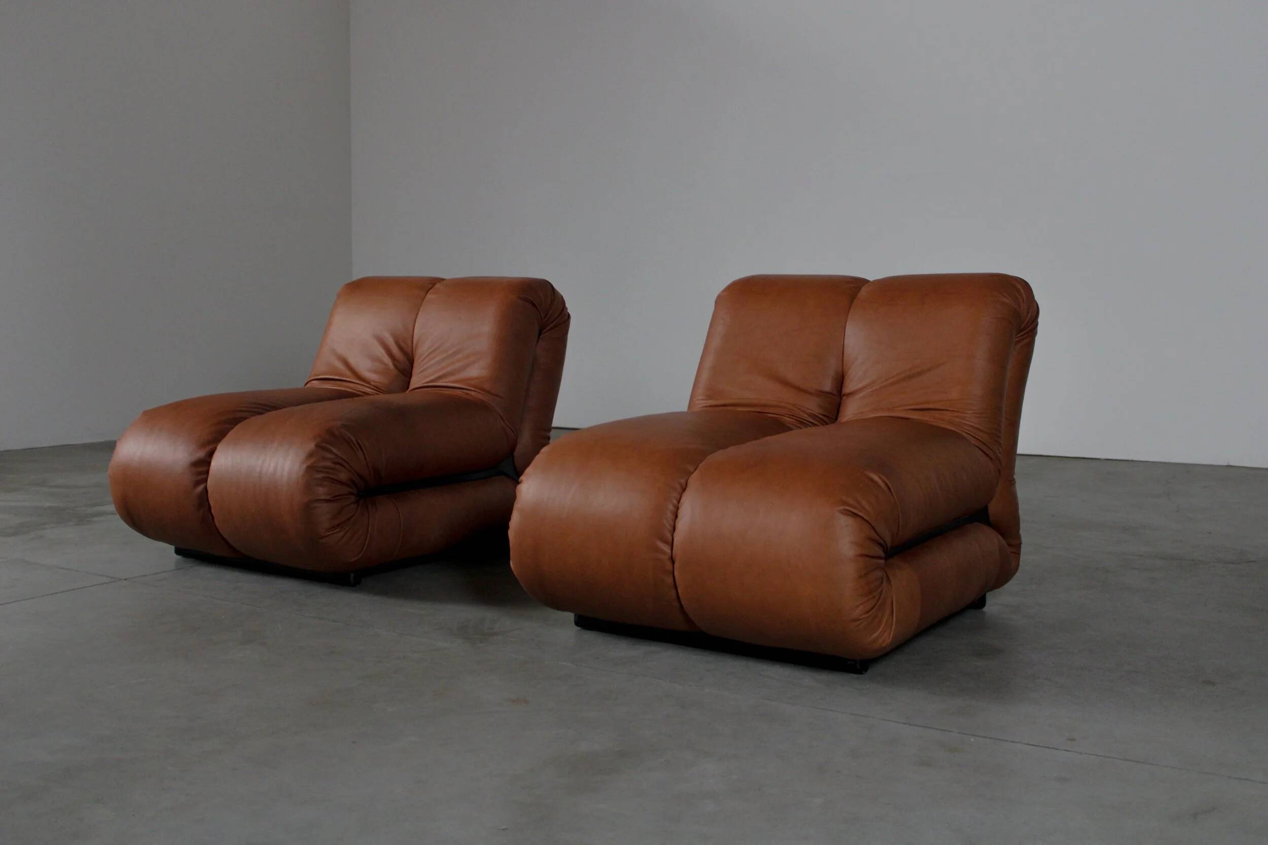 Pagru lounge chairs by Claudio Vagnoni for 1p - Italy 1970s