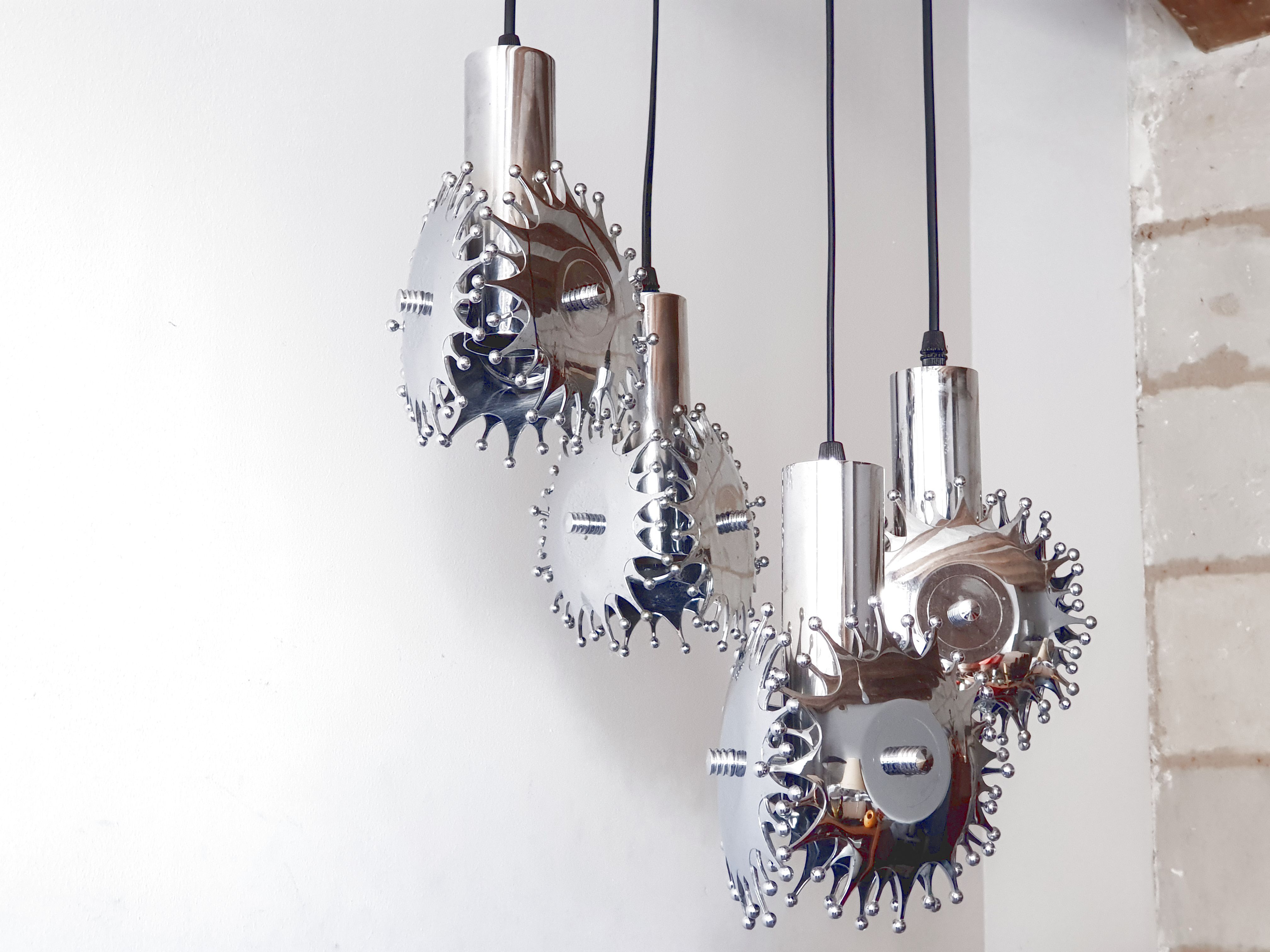 1970 Vintage waterfall suspension