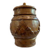 Wooden pot with Vintage sculptures