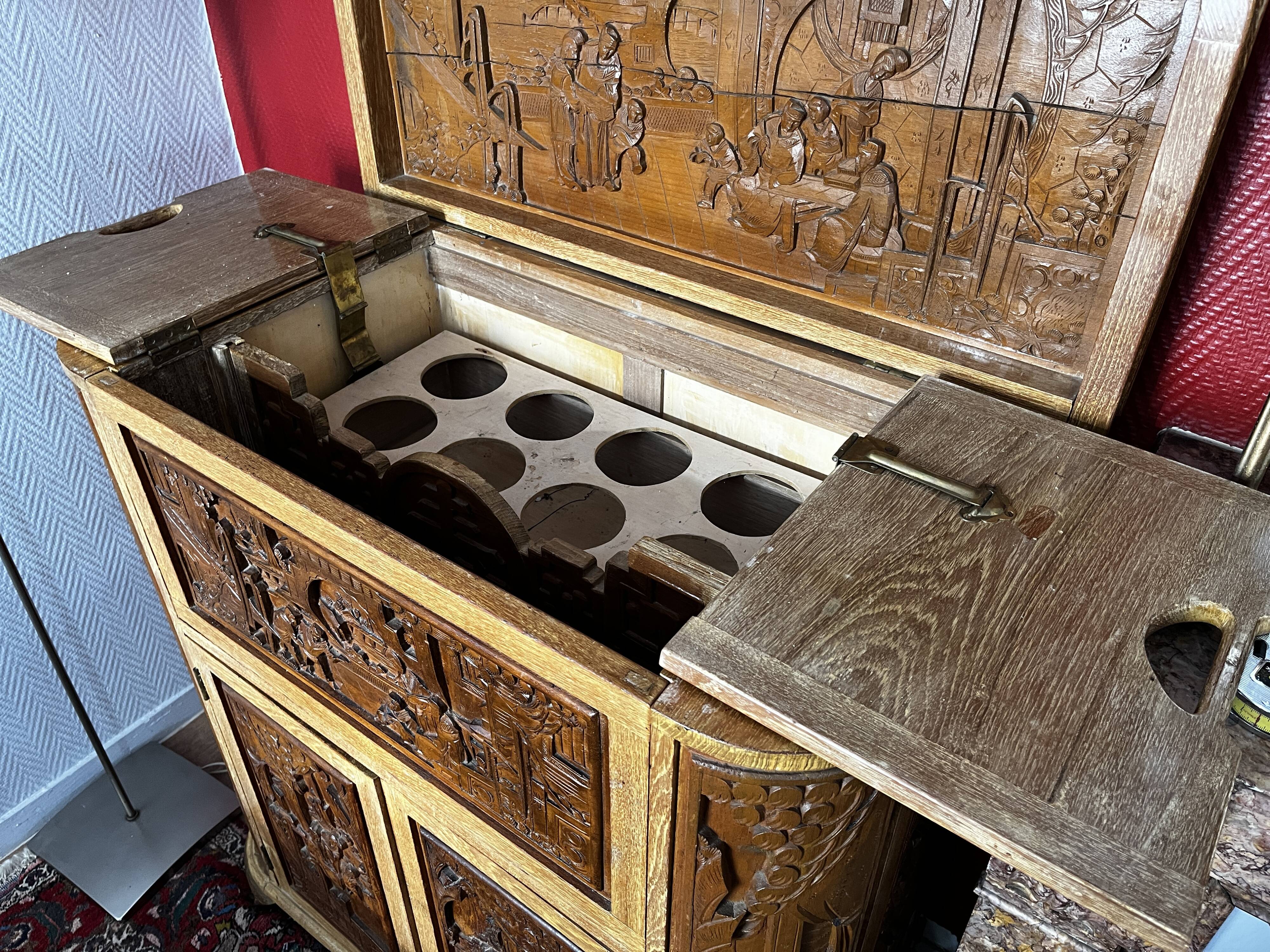 Buffet/Bar